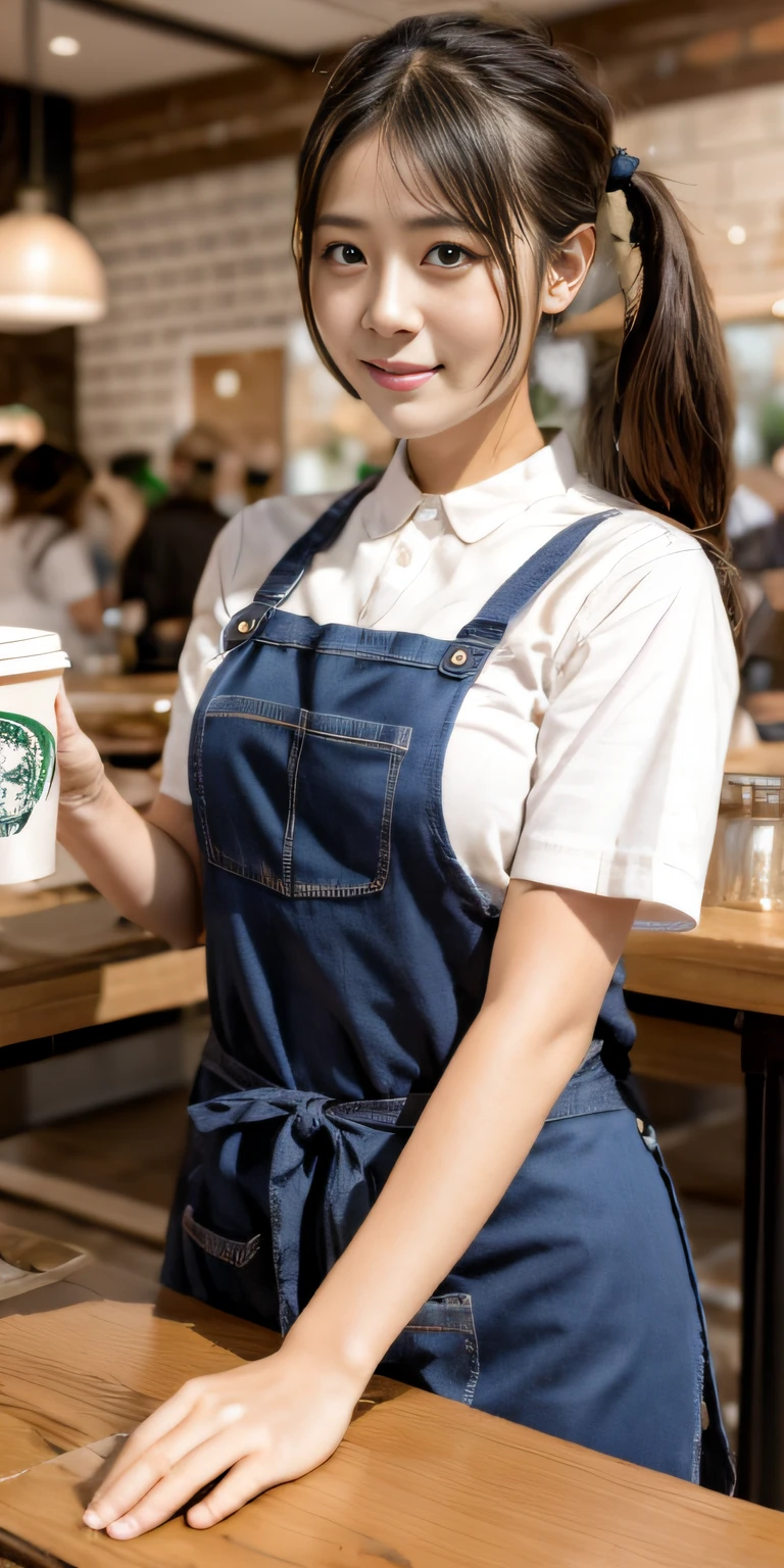 A girl works on a workbench at Starbucks,The whole body was only wearing an apron and no mission clothes