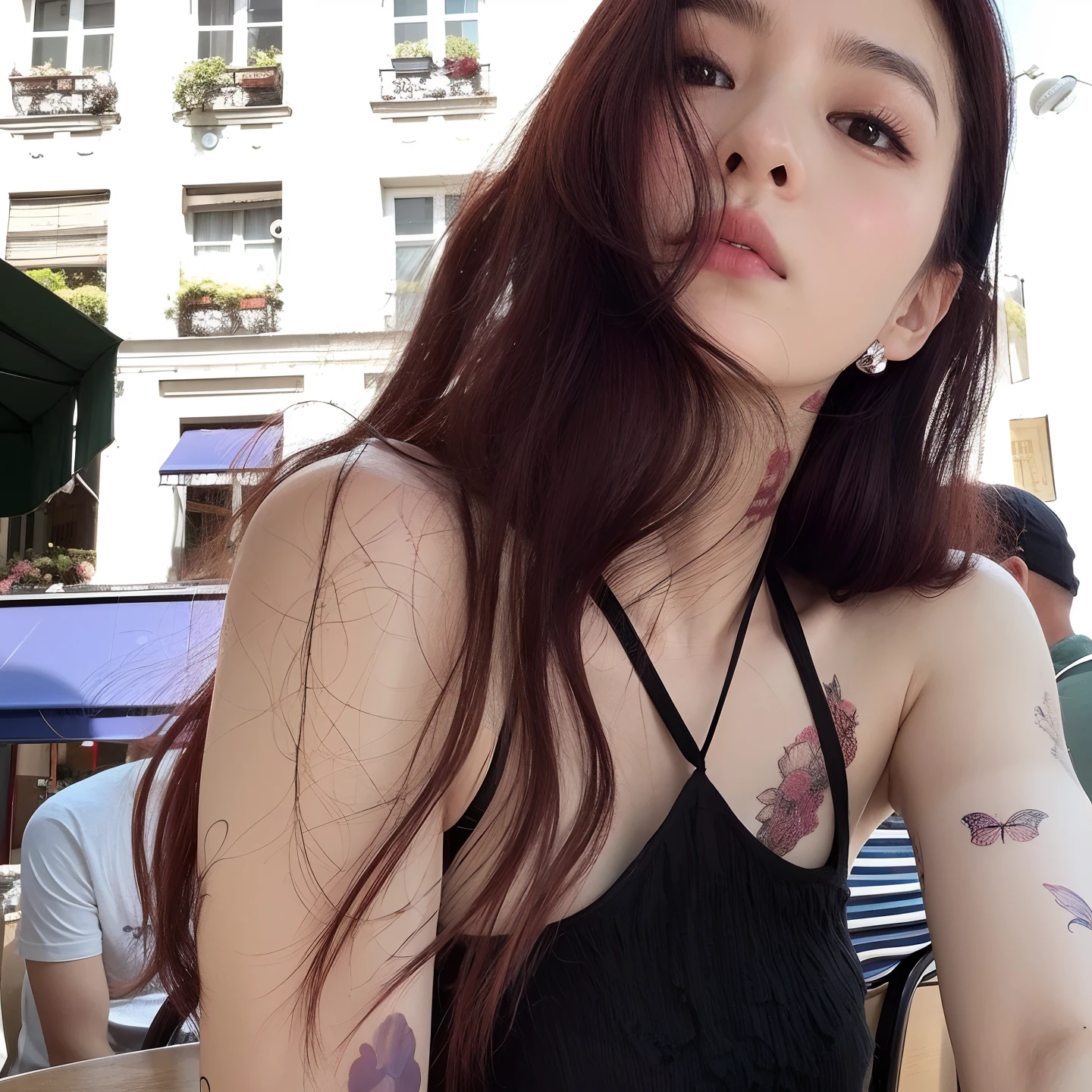 Araffed woman with a tattoo on her arm sitting on a table, de taiwanesa com tatuagens, com tatuagens, Ulzzang, cruel korean goth girl, Jinyoung Canela, 19-year-old girl, meninana, jossi do blackpink, com cabelos longos e olhos penetrantes, Mulher sul-coreana bonita, Heonhwa Choe, Coberto