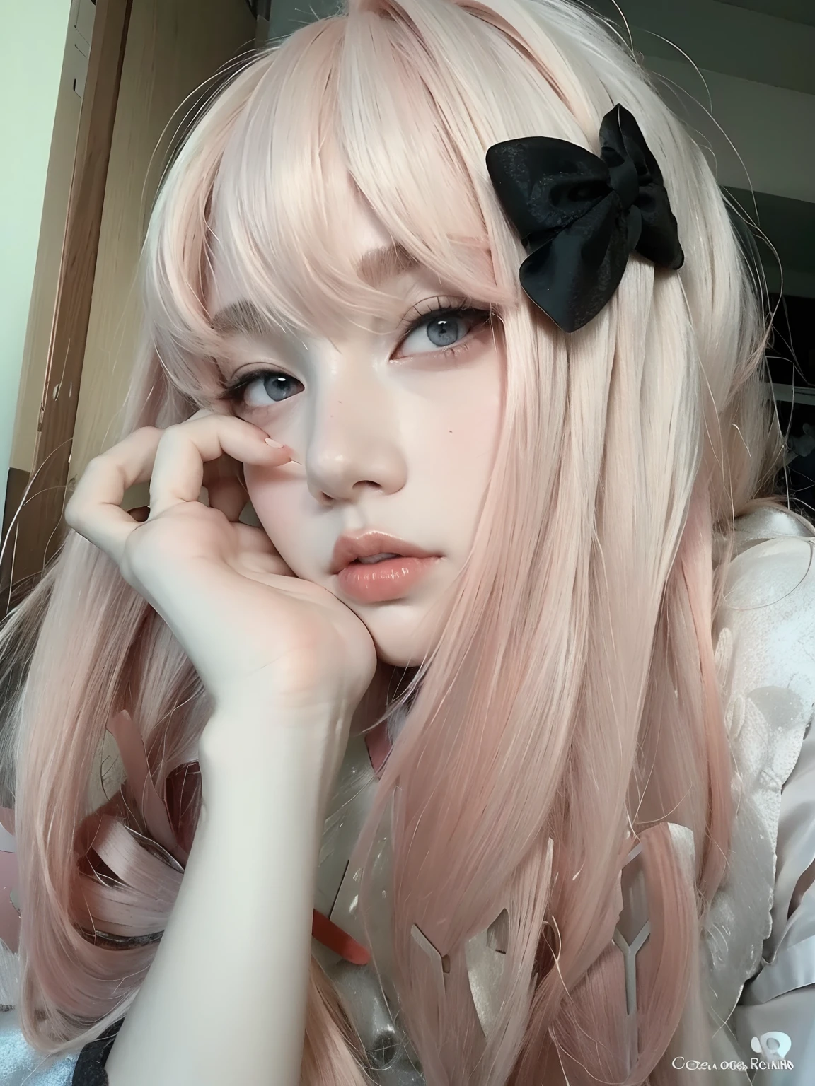 Blond haired girl with a black bow on her head, wearing pink hair bow, linda Delphine, kawaii retrato realista, Penteado kawaii, Ulzzang, Fairycore, com cabelo rosa, O corte Hime, cabelo rosa twintail e olhos cianos, kawaii estilo de cabelo, cabelo liso rosa, cabelo rosa claro, kawaii aesthetic, menina bonito com cabelo rosa curto