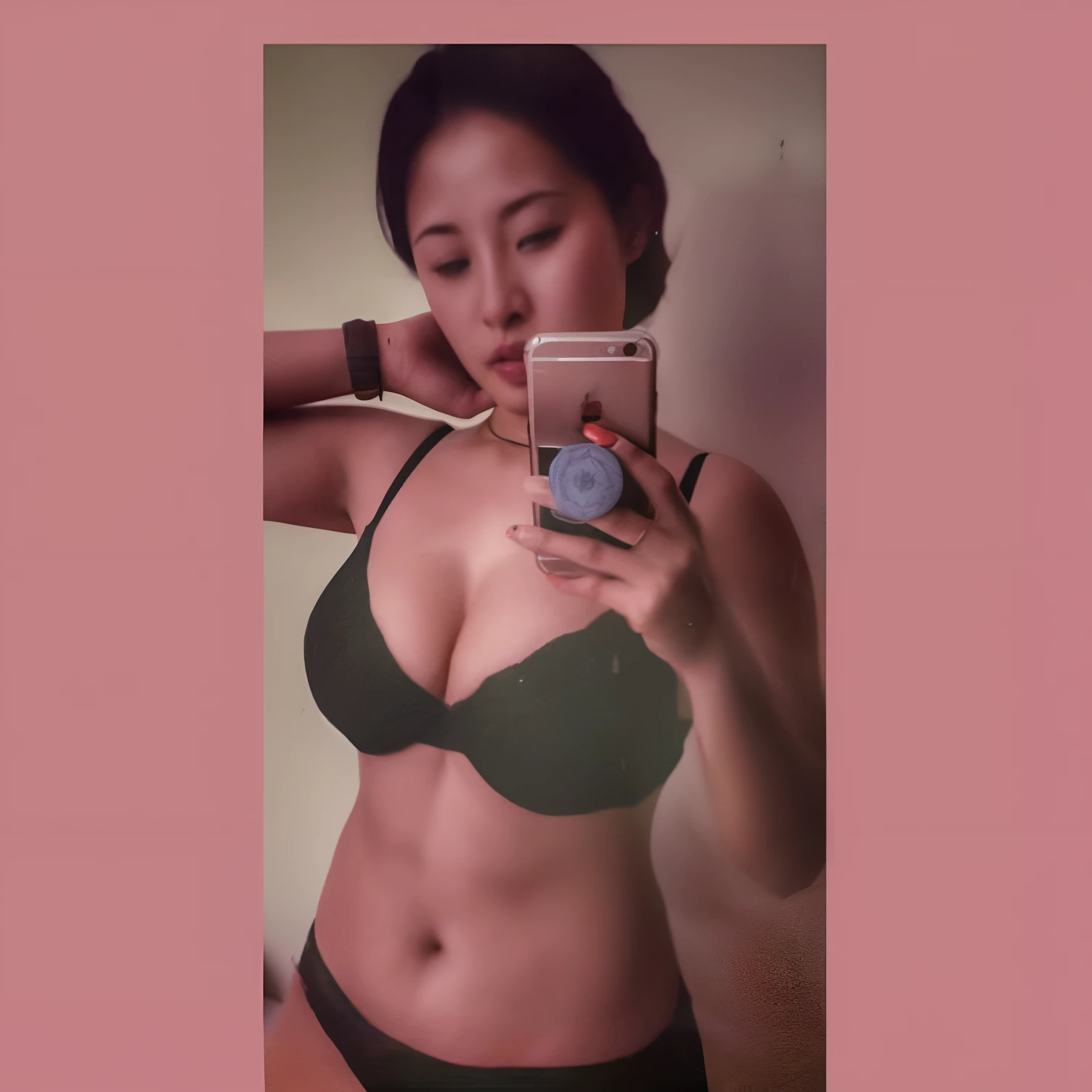 There is a woman in a bikini taking a selfie in the mirror, Her navel was exposed, jiyun chae, 2 2 years old, Kim Tae-joon, 2 8 years old, 2 3 years old, 2 7 years old, 21 years old, 2 4 years old, Korean girl, Korean woman, An Asian woman, jin kim
