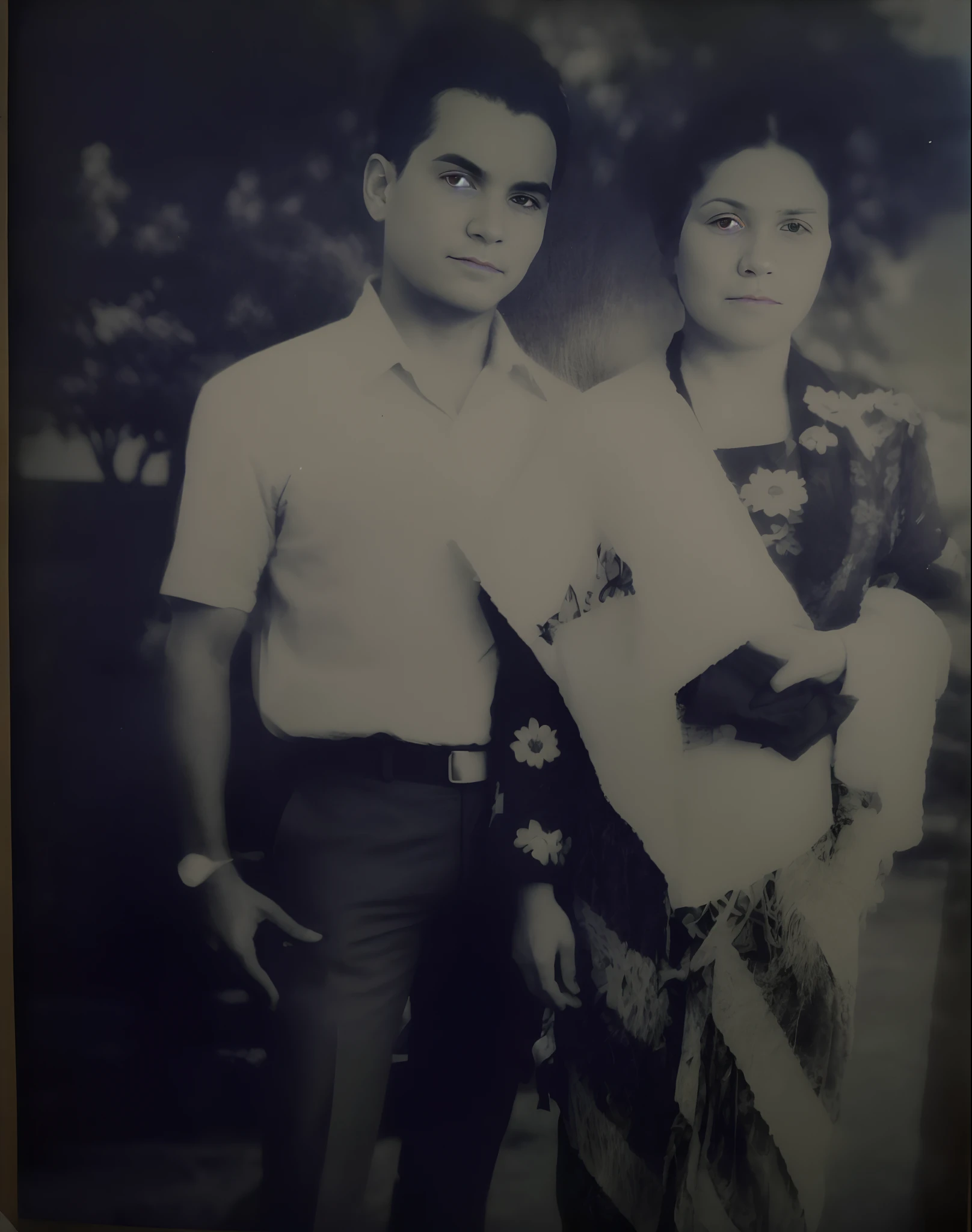 there is a black and white photo of a man and woman, momma and papa, old photo, very old photo, an old balck and white photo, old style photo, old photograph, old picture, aged photo, lost photo, black and white old photo, old black and white photo, old photography, black and white old photograph, old damagaed polaroid photo