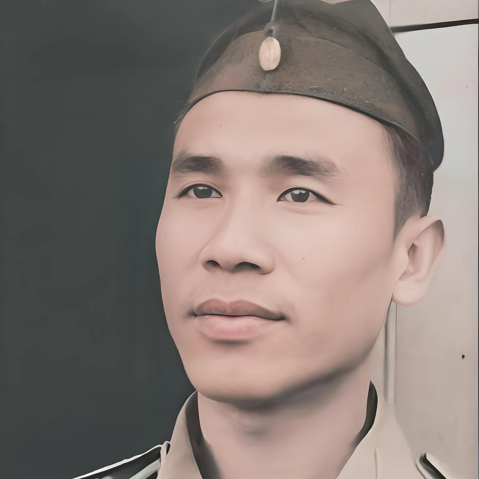 homme arafed dans un uniforme vert avec une bande rouge sur la poitrine, couvrir pham, par l'Travaux de'art Hoàng Tuong, Dzung Phong Dinh, Mon esprit, Ombre style, Hoang Long Ly, Phuoc Quan, couteau dans le, couverture, dans le style de Lam Manh