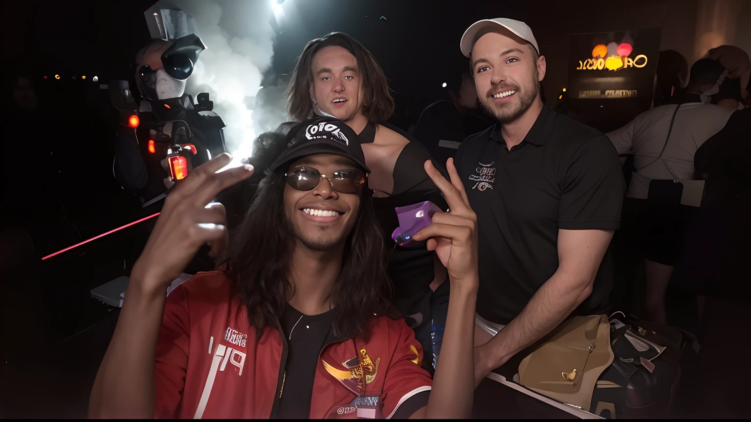 Il y a deux personnes qui posent pour une photo ensemble, Photo de profil 1024px, Streamer Twitch / Joueur Ludwig, in front of the smoke behind, avec une brume rouge et un sourire massif, in front of the black smoke, everyone having fun, Jody Highroller, Tuomas Korpi et WLOP, Photographie de trois ravers