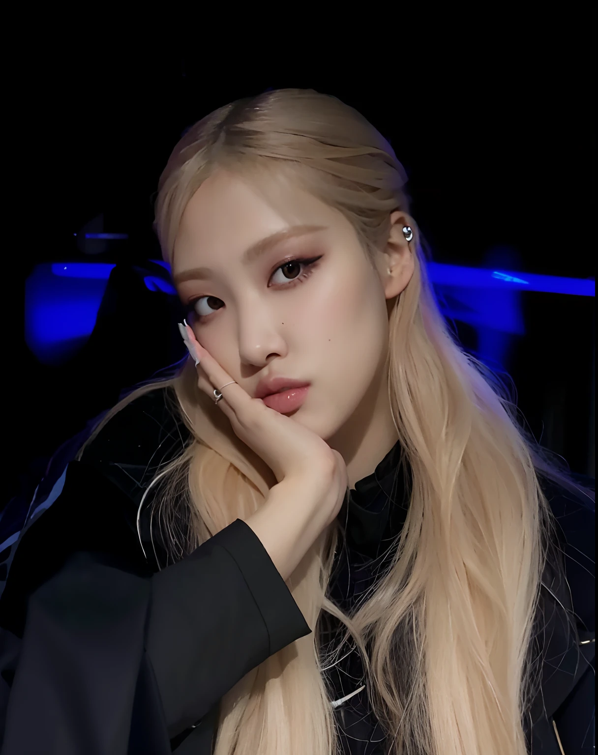 blonde woman with long hair and black jacket posing for a picture, portrait of jossi of blackpink, roseanne park of blackpink, portrait of kim petras, jia, kda, jossi of blackpink, sha xi, cl, portrait of female korean idol, ji-min, with long blond hair, pouting, leaked image, she is facing the camera