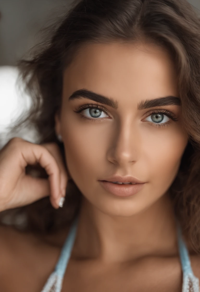 Oman with see-through tank top and matching panties, menina sexy com olhos azuis, corpo inteiro, ateolas visiveis, Retrato Sophie Mudd, Retrato de Corinna Kopf, cabelos loiros e olhos grandes, Selfie em close-up de uma jovem mulher, Eyes look at the camera , ohne Maquiagem, Maquiagem Natural, Look directly at the camera, Rosto com ArtGram, dezentes Maquiagem, Excelente foto da parte superior do corpo , mulher linda no quarto, seios grandes, louro, latim