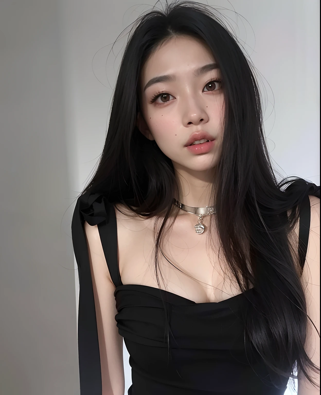 there is a woman with long black hair posing for a picture, Asian girl with long hair, menina coreana, linda mulher coreana jovem, cruel korean goth girl, Mulher sul-coreana bonita, mulher coreana jovem bonita, Ulzzang, Beautiful Asian girl, a young asian woman, com cabelos longos e olhos penetrantes, com longos cabelos escuros, com cabelos longos, an Asian woman