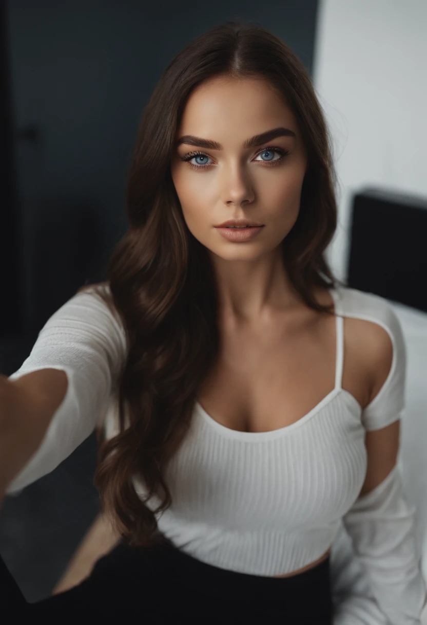 Femme arafed nue, fille sexy aux yeux bruns, Portrait Sophie Mudd, cheveux bruns et grands yeux, selfie of a young woman, Yeux de chambre, Violet Myers, sans maquillage, maquillage naturel, looking straight at camera, Visage avec Artgram, Maquillage subtil, Superbe photo du corps entier, clivage, sitting at table, porno, gros seins, big boobs.