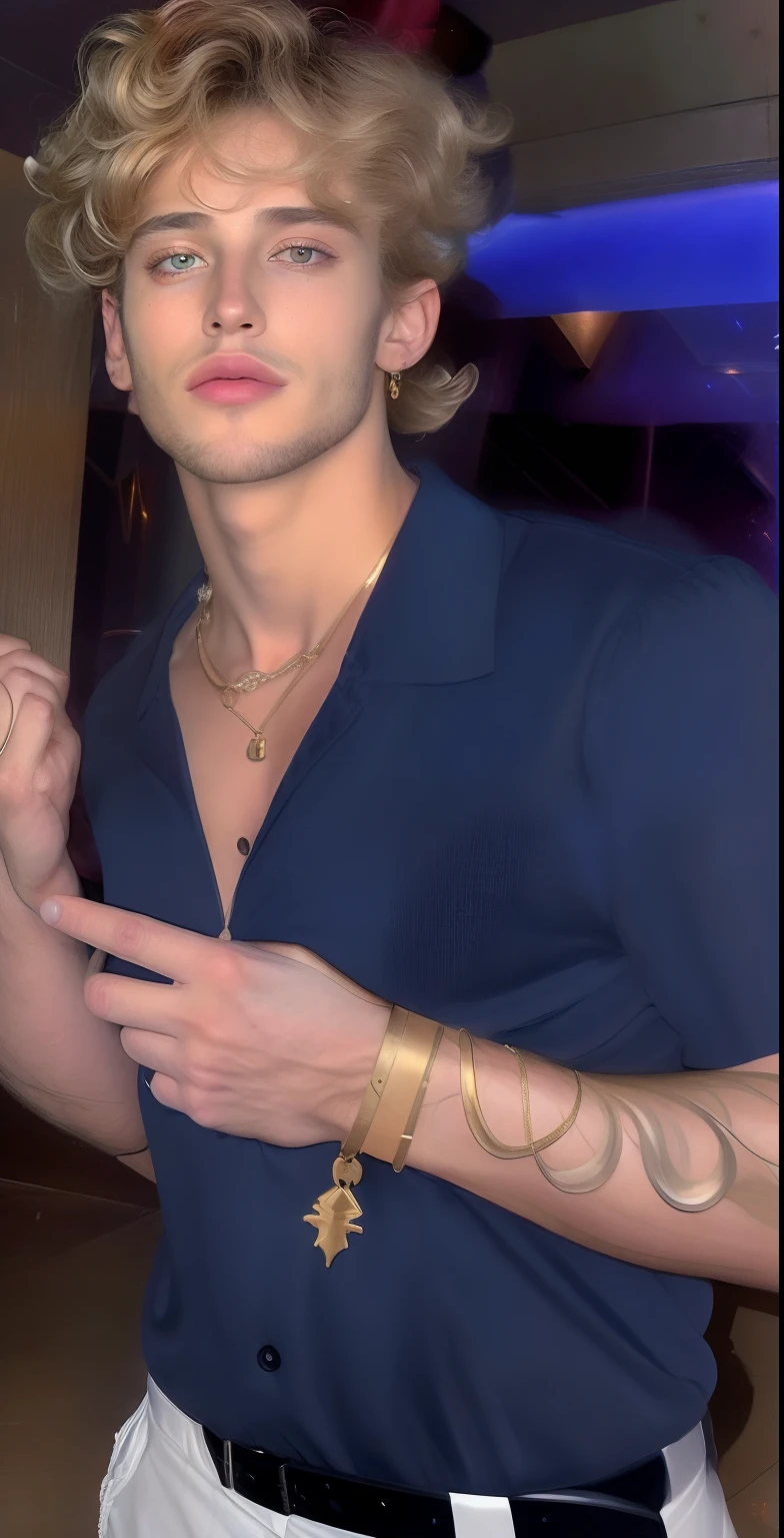 A hegemonic man, Vinnie Hacker, cabello rubio con leves ondas, labios rosados, collar de oro, piel radiante y suave, ojos de cazador, No eyelashes and Italy blue background.