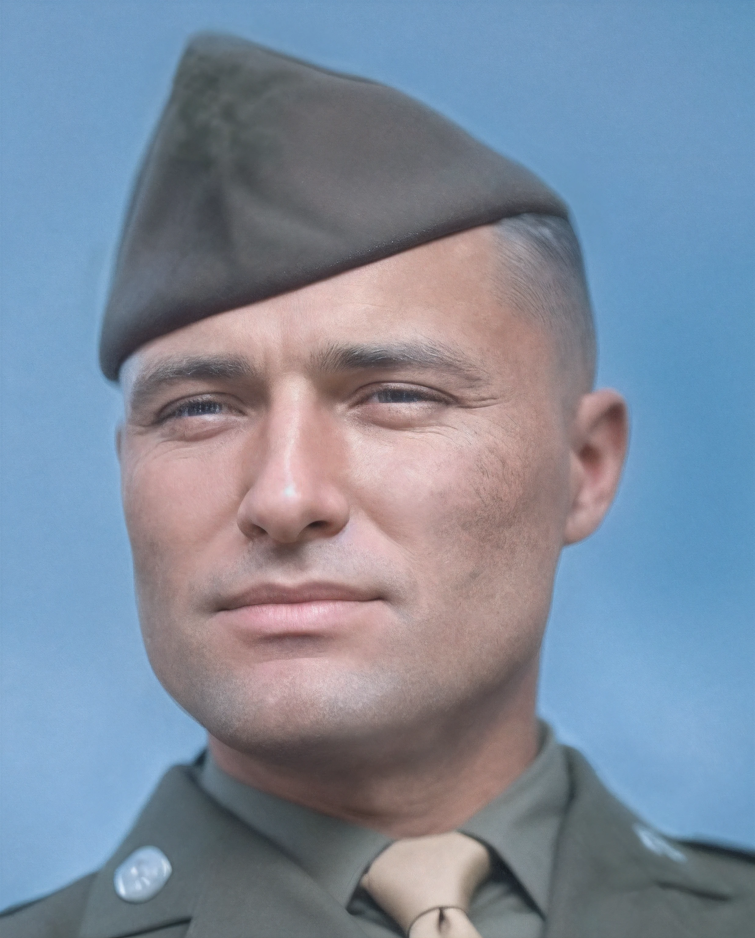 Man in uniform with hat and tie posing for a photo, fechar retrato, Close portrait, world war 2 portrait photo, raw photo, amazing photograph, best quality, 8K, high quality, Ultra detailed, (best quality), (high detailed skin, full sharp:1.2), 8k uhd, dslr, detailed face