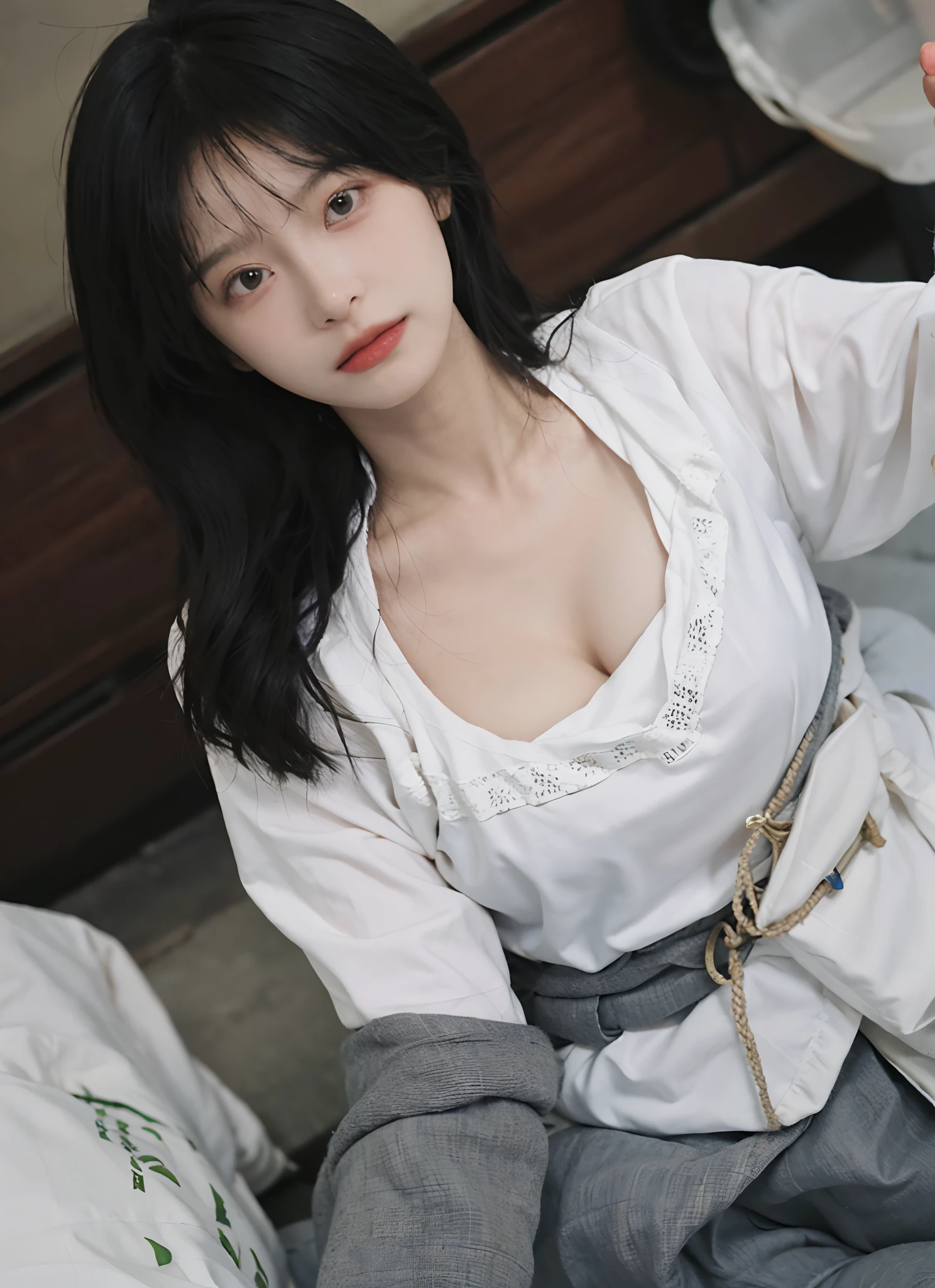 best qualtiy, 超高分辨率, (realisticlying:1.4), one-girl, A pair of clear and moving eyes,Royal Sister,Snow-white school uniform, (big cleavage breasts:1.2), looking at viewert, closeup cleavage ,