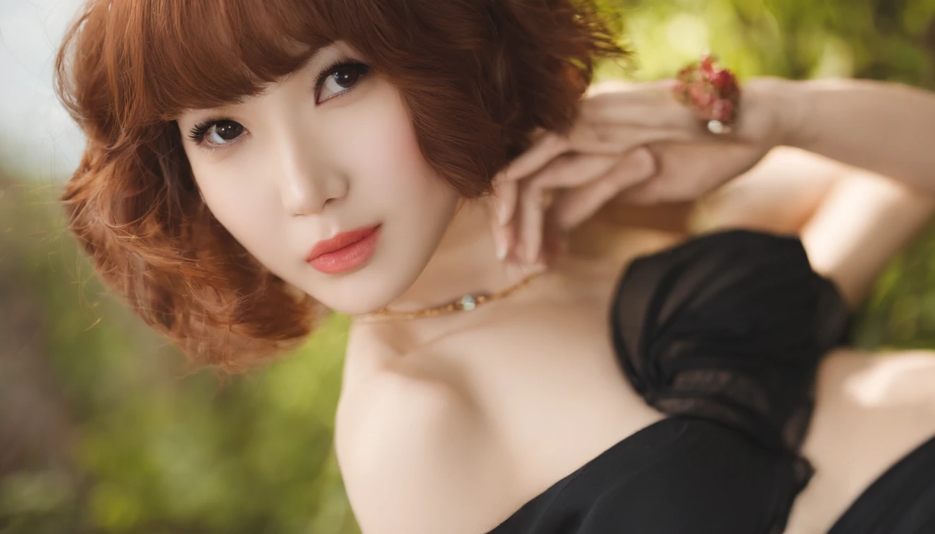 a picture、femele、japanes、The bikini、cute little、22year old、bobhair、breasts are slightly larger