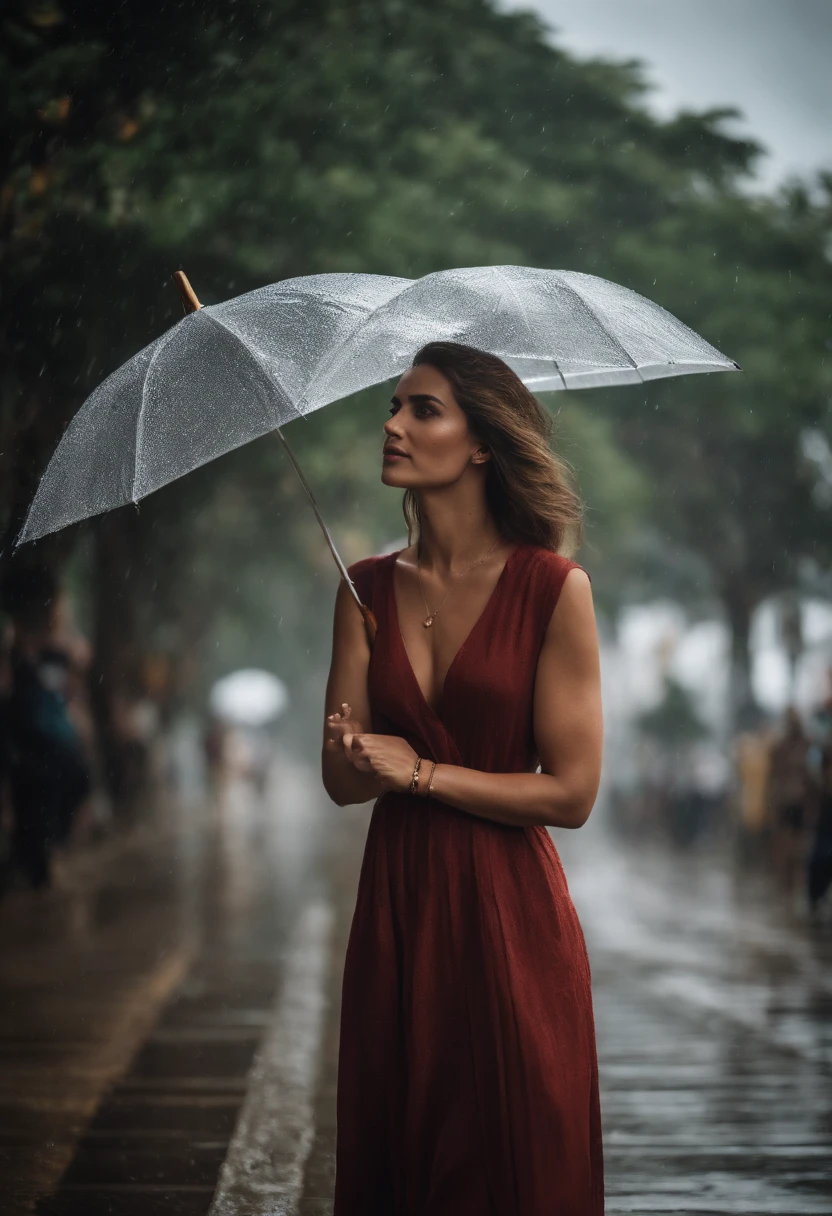 Mulher loira chora na chuva