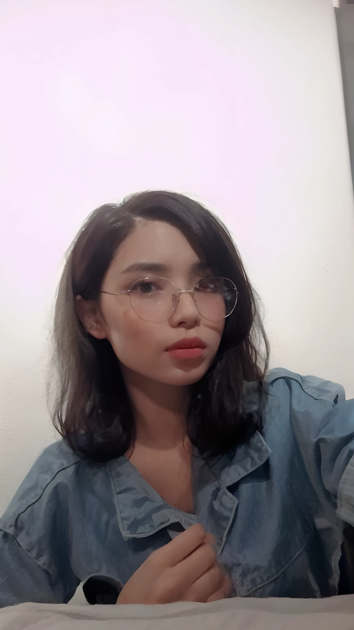 ((Best Quality, 8K, Masterpiece: 1.3)), Sharp: 1.2, Perfect Body Beauty: 1.4, Slim Abs: 1.2, ((Layered Hairstyle, :1.2)), (White Button Short Sleeve Shirt: 1.1), (Street: 1.2), Wet: 1.5, Highly detailed face and skin texture, Fine eyes, double eyelids, looking at the camera