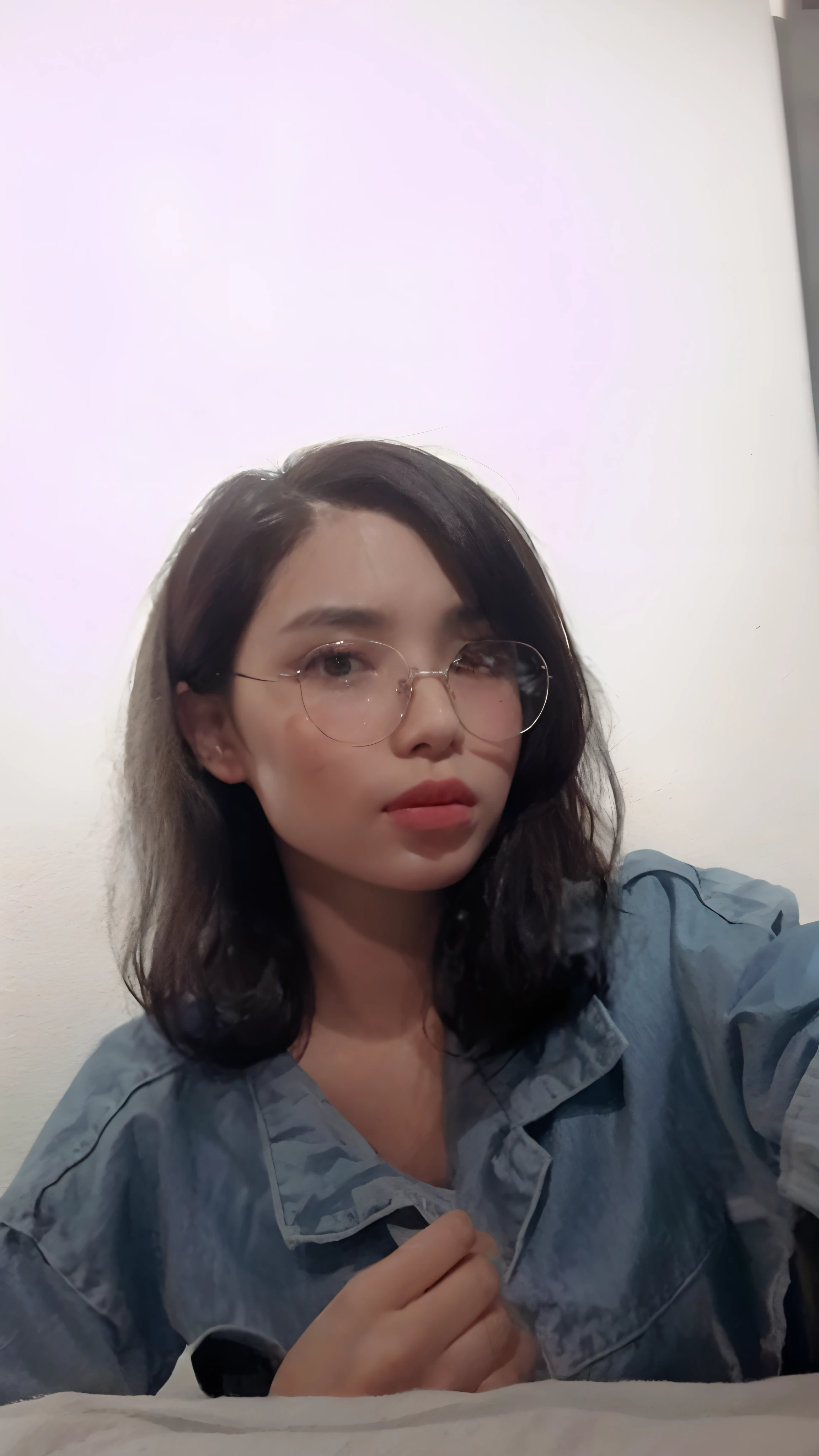 ((Best Quality, 8K, Masterpiece: 1.3)), Sharp: 1.2, Perfect Body Beauty: 1.4, Slim Abs: 1.2, ((Layered Hairstyle, :1.2)), (White Button Short Sleeve Shirt: 1.1), (Street: 1.2), Wet: 1.5, Highly detailed face and skin texture, Fine eyes, double eyelids, looking at the camera