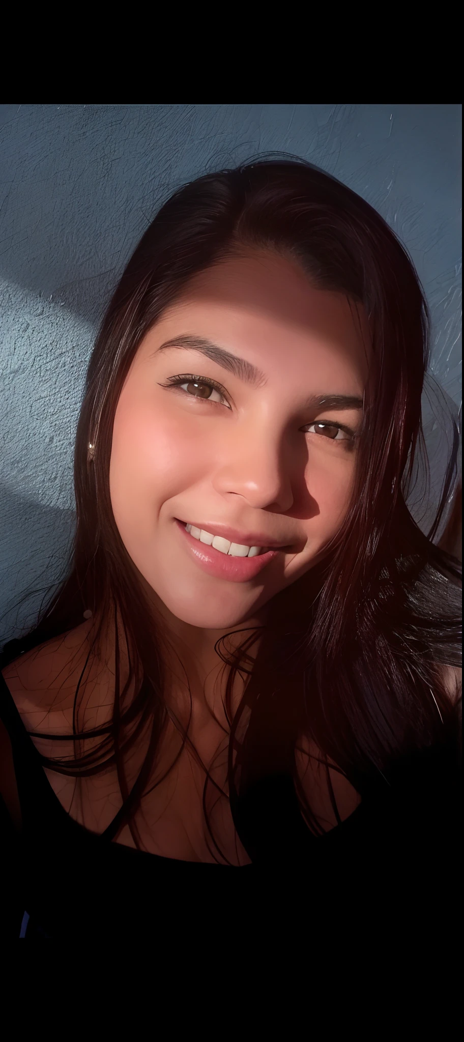 um close up de uma mulher com um peito muito grande sorrindo, Alanis Guillen, lindo rosto latino, Lorena Avarez, bonito e sorridente, violeta myers, Ayahausca, Mulher mexicana bonita, com um sorriso sedutor, imagem de perfil, Karla Ortiz, lovely smile, sorriso sedutor, 2 7 anos, she is smiling, 3 0 anos de idade mulher nuq. Nua