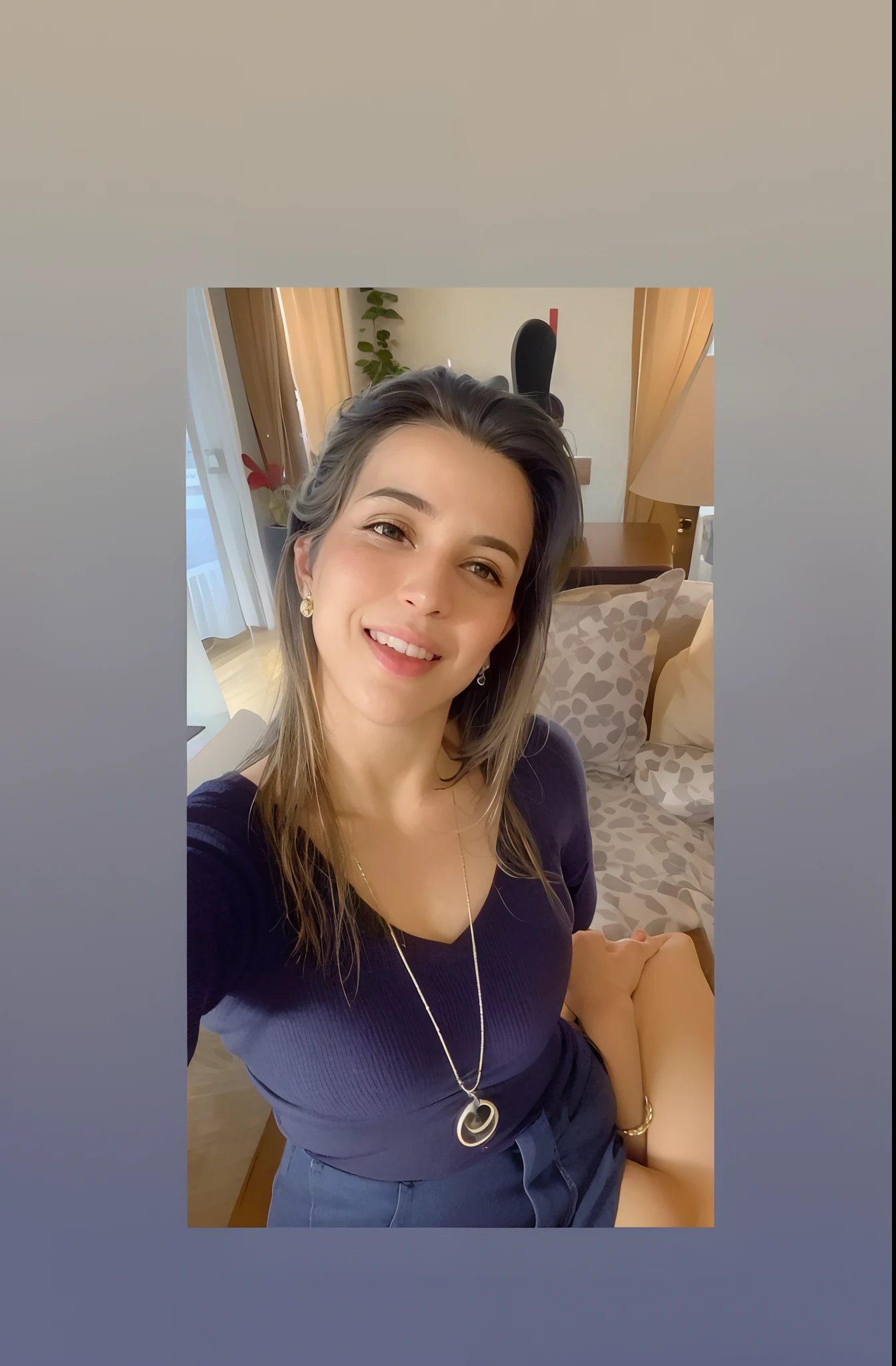 there is a woman that is smiling and posing for a picture, imagem frontal, imagem de perfil, Magalie Villeneuve, ela tem cerca de 4 0 anos, ela tem cerca de 40 anos, Andou na escola chatzipanagiotou, Estefania Villegas Burgos, Fotografia selfie 8k, 4 5 I, Mulheres de 40 anos