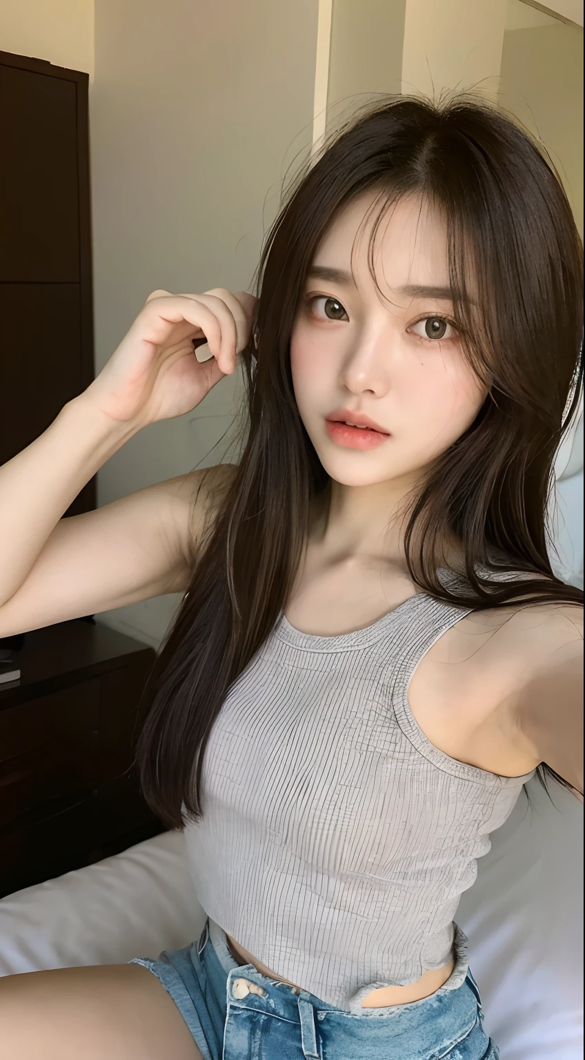 ((top-quality、8K、masterpiece:1.3))、Beautuful Women、1 female、爆乳:1.3、Slender body type:1.1、Toned belly、dark brown hair、(wetting hair、Wet T-shirt:1.1)、Super Detailed Face、Detailed lips、A detailed eye、二重まぶた、on the bed、Emphasis on the chest、White Short Short Denim、Longhaire