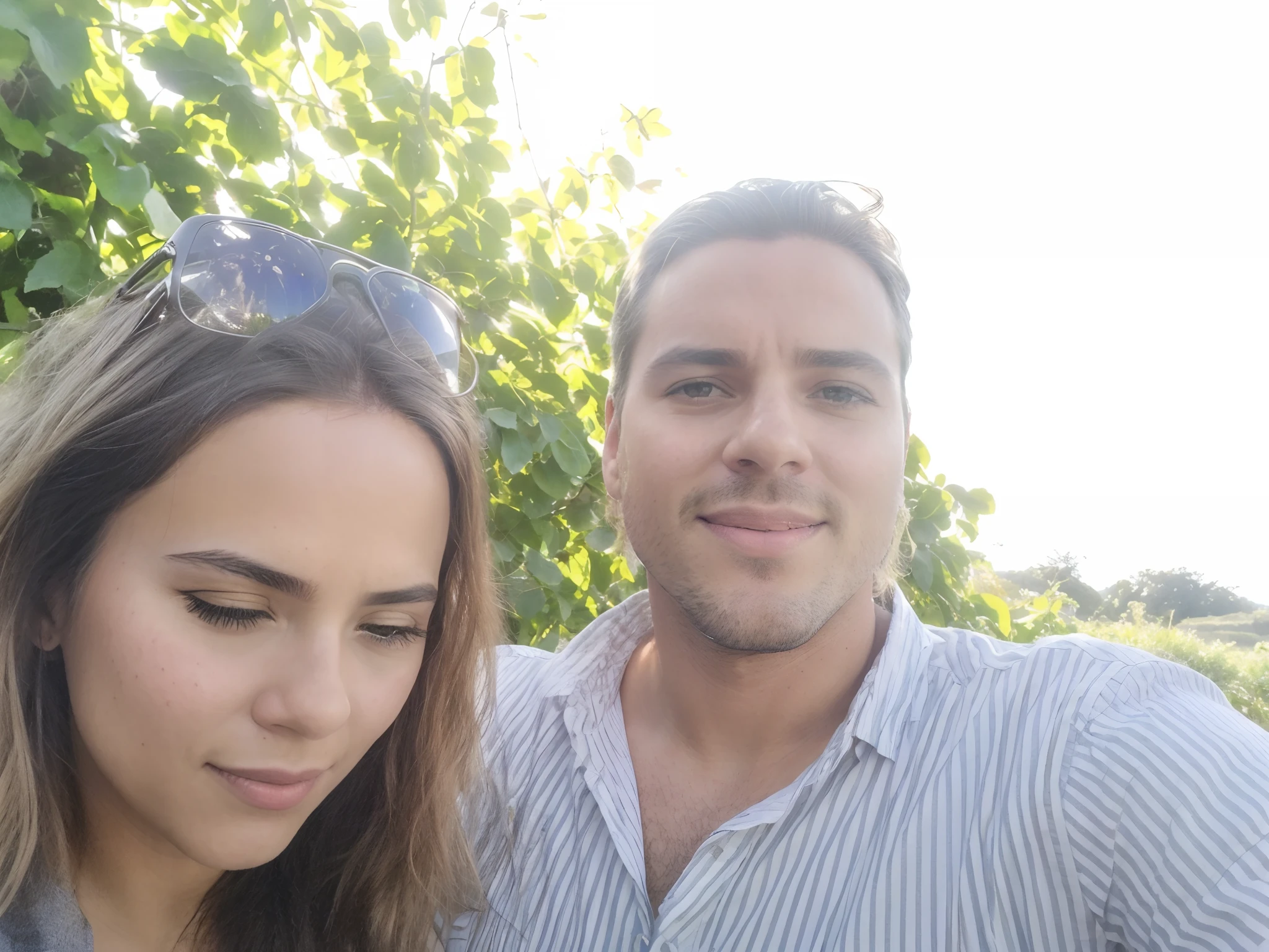 there is a man and a woman taking a selfie together, Thomas Anthony e Malika Favre, foto Selfie, Selfie, Millaise e Greg Rutkowski, com algumas videiras e crescimento excessivo, Sakimichan e Frank Franzzeta, videira, Fotografia Selfie 8k, entwined in vines and nature, imagem de perfil, selfie shot straight on angle