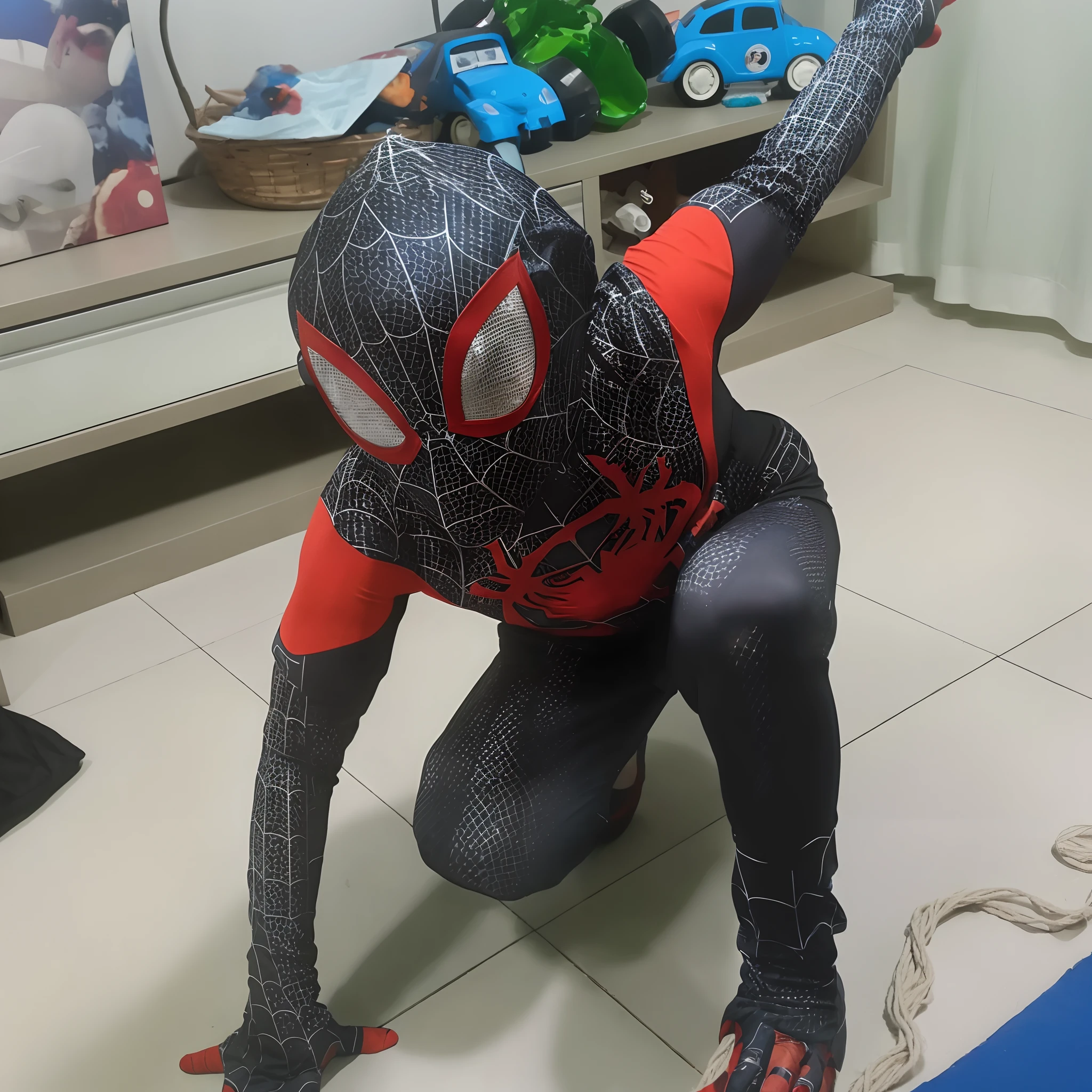 Spider - Man in spider suit is kneeling on the ground, Miles Morales!!!, Spiderman!!, Miles Morales, Estilo futurista Homem-Aranha, Spiderman, corpo inteiro com traje, traje vermelho e preto!!!, captured with sony a3 camera, Tomado com Sony Alpha 9, corpo da teia de aranha, wearing hero costume, aranha - homem, Homem-Aranha, super hero pose