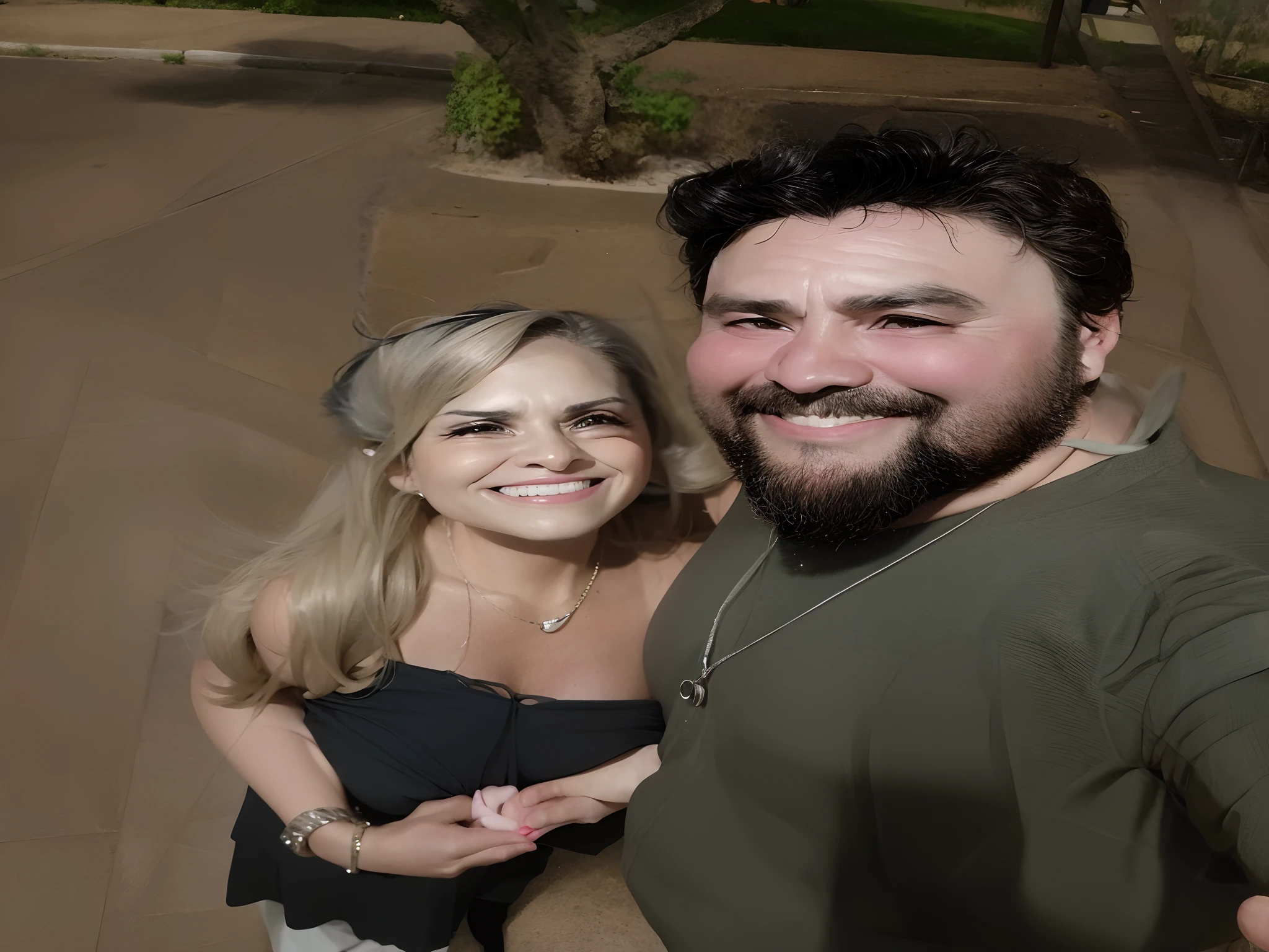 there is a man and woman that are hugging each other, momma and papa, imagem de perfil, Casal feliz, foto do perfil, Directed by: Nandor Soldier, foto de perfil, Lovely couple, com nerd! glasses! e cavanhaque, com verruga, casal sorridente, they are in love, foto de perfil, retrato de casal, by Amelia Peláez, Retrato de duas pessoas