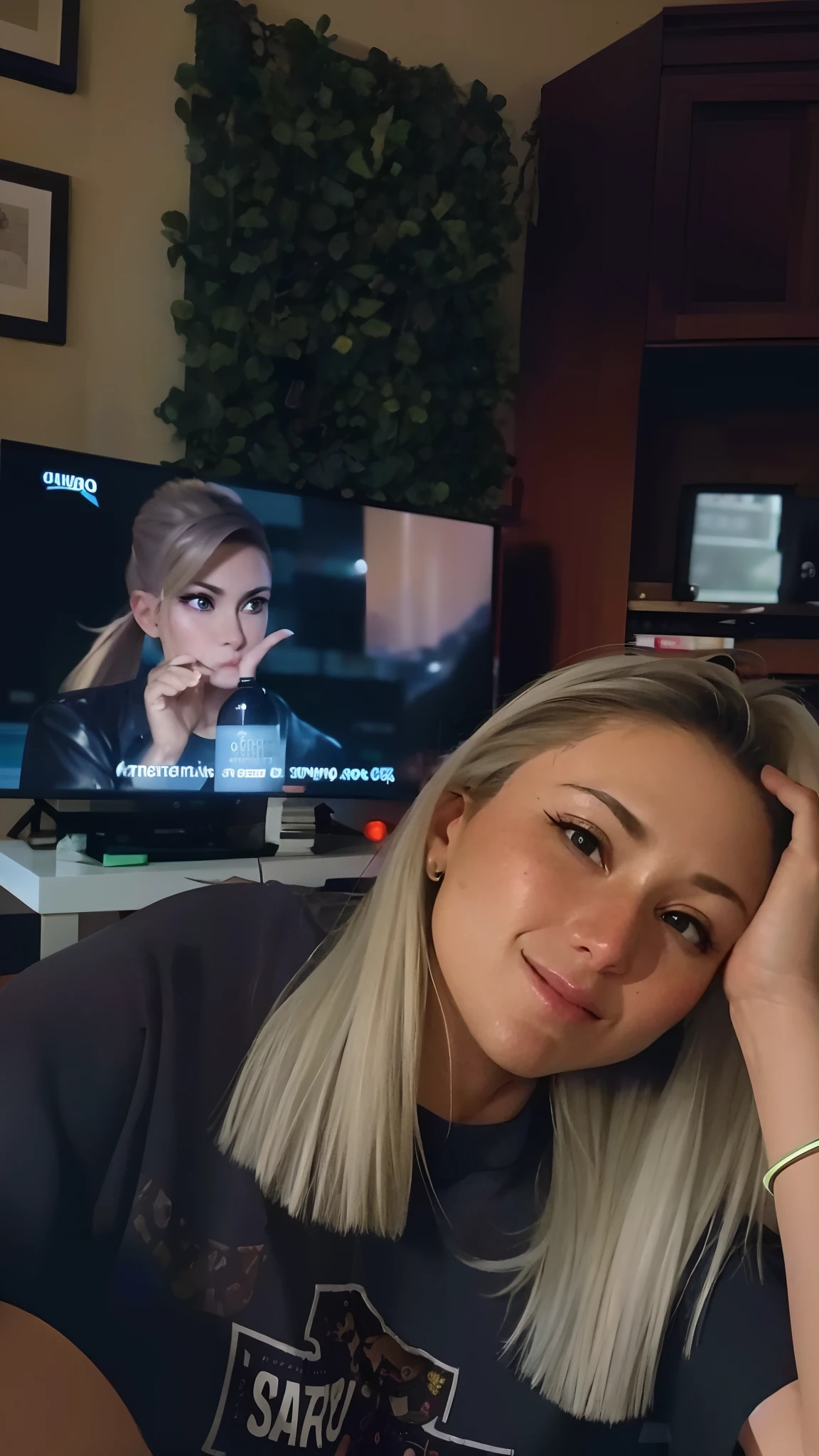 Blonde woman sitting in front of a television with a cat on her lap, Assistir TV, Netflix Trese, television show, inspired by Glòria Muñoz, ariana grande em gta v, sentada em seu quarto, comer batatas fritas e assistir TV, sitting in french apartment, Pokimane, imagem de qualidade muito baixa, Amazon em segundo plano, programa de tv