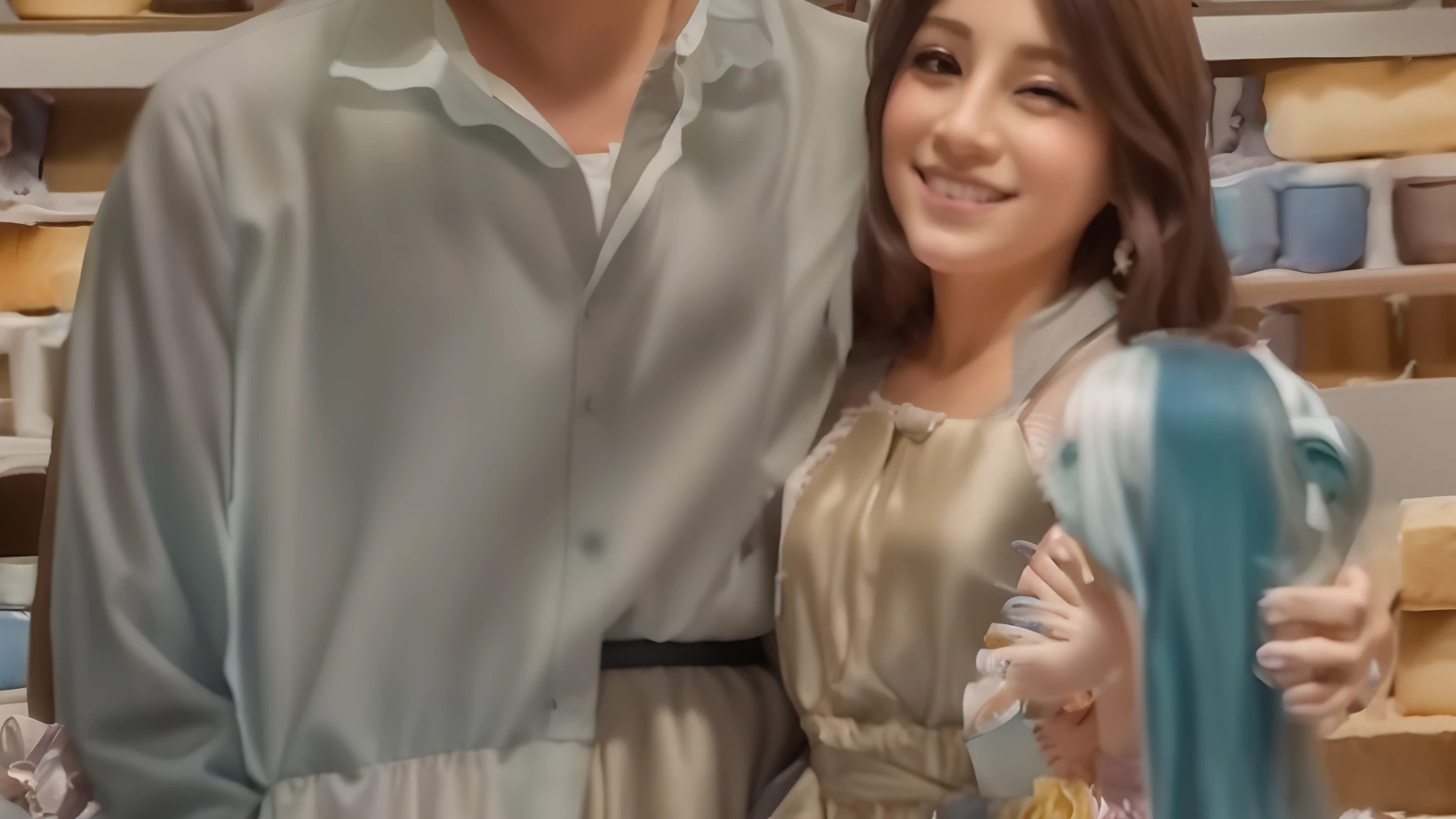 They're standing next to a cake with some figurines on it, Casal feliz, celebrar um casamento.