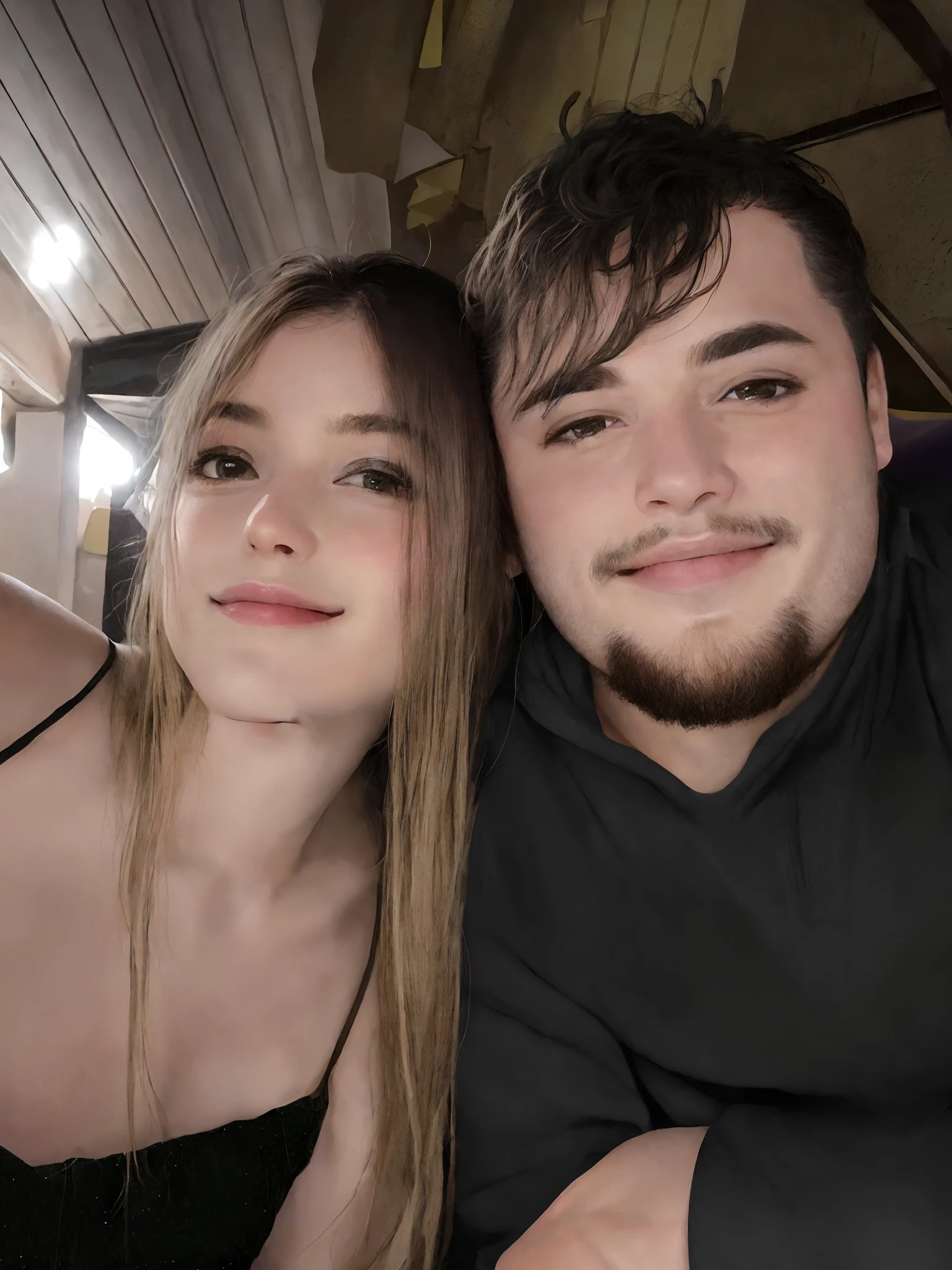 there is a man and a woman that are posing for a picture, taken in the early 2020s, Fotografia tirada em 2 0 2 0, imagem de qualidade alta, Lovely couple, imagem de perfil, foto de perfil 1024px, qualidade alta, retrato de casais, fotografia tirada em 2 0 2 0, ligeiramente sorridente, Tyler Oeste. Modelo pixar, disney