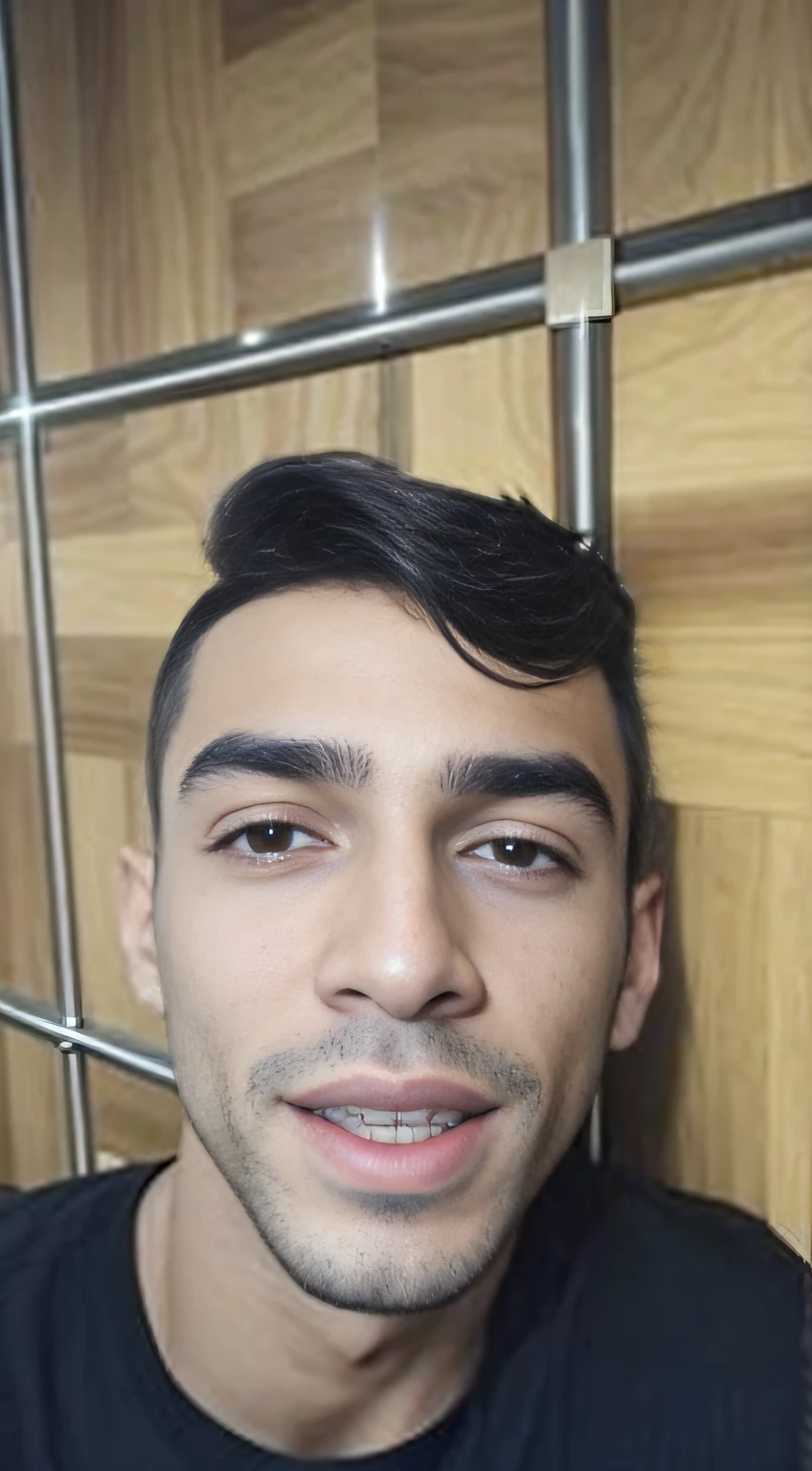 there is a man with a black shirt and a black shirt, mateus 9 5, imagem frontal, andres rios, caio santos, Estilo Zigor Samaniego, Alejandro, por :5 sexy: 7, imagem de qualidade muito baixa, tommy 1 6 anos de idade, qualidade muito baixa, qualidade muito baixa, cerca de 20 yo, Sidney Lugo