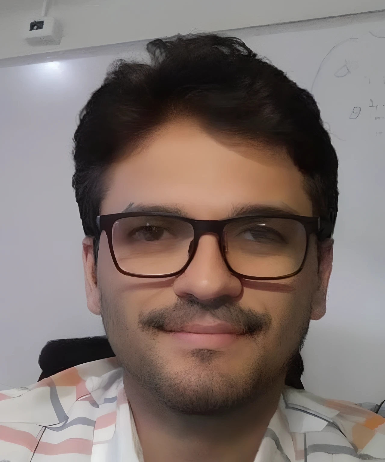 Man in glasses , bigode e barba com cavanhaque