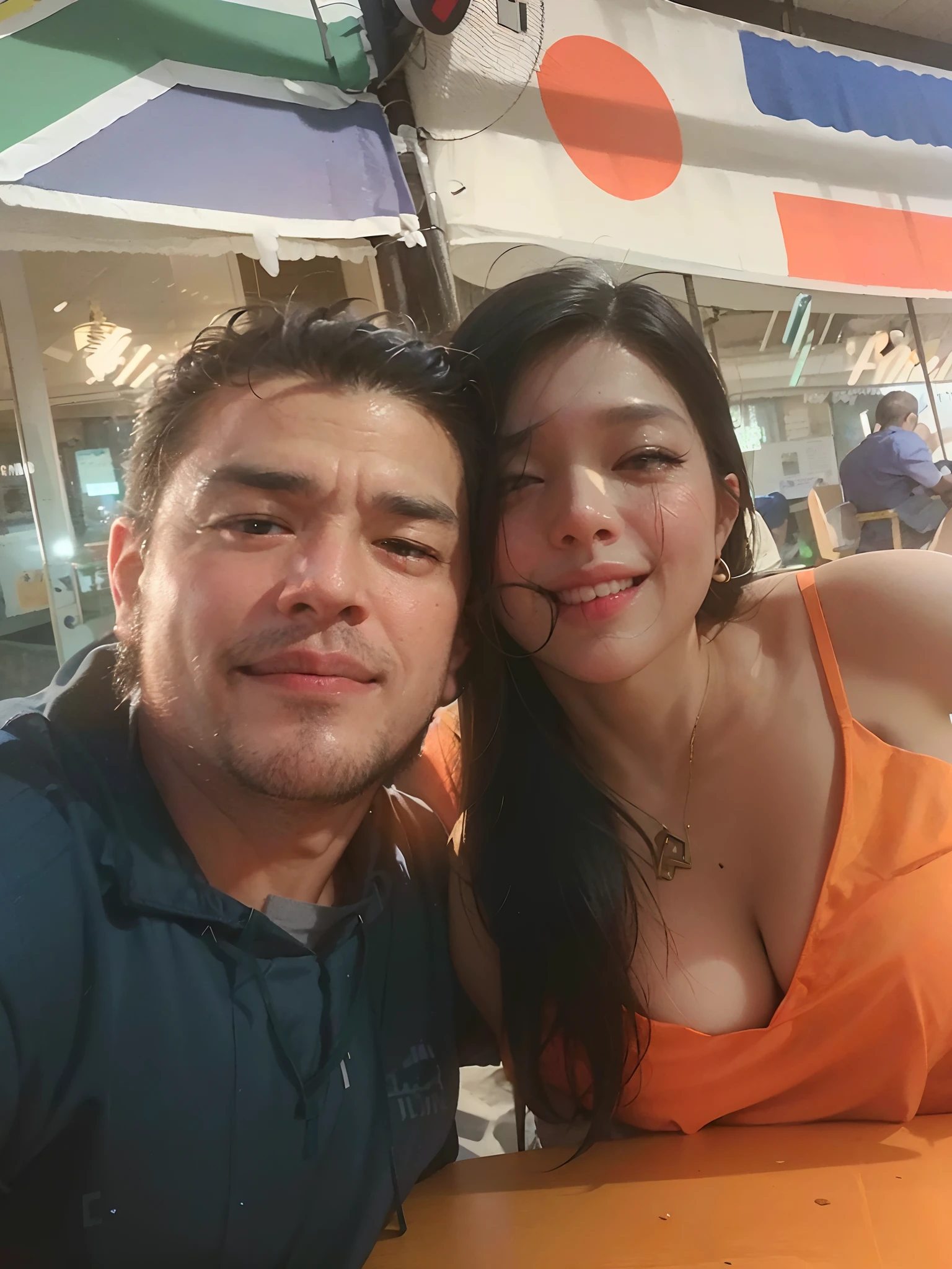 There is a man and a woman sitting together at a table, imagem de perfil, par, Retrato tirado 8 K, photo taken at night, at night, imagem de qualidade muito baixa, Foto realista, 4 k post, Postagem 4k, Postagem no Reddit, Fotografia tirada em 2 0 2 0, Retrato de duas pessoas, taken in the early 2020s