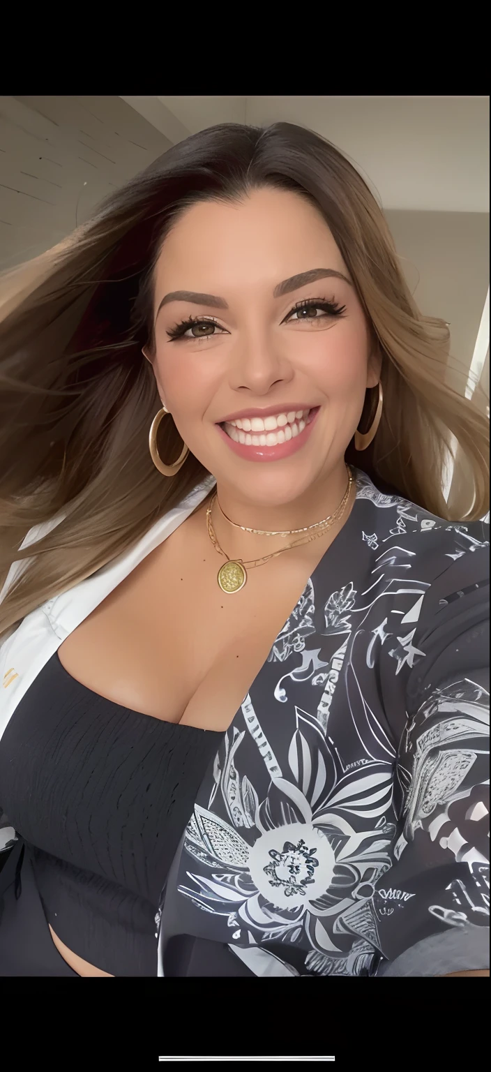 um close up de uma mulher com cabelos longos e um top preto, grande sorriso em seu rosto, Alanis Guillen, inspired by Gina Pellón, Parece Fabiula Nascimento, Lorena Avarez, foto de perfil headshot, happily smiling at the camera, sorriso muito grande, fernanda suarez, bonito e sorridente, ela expressando alegria