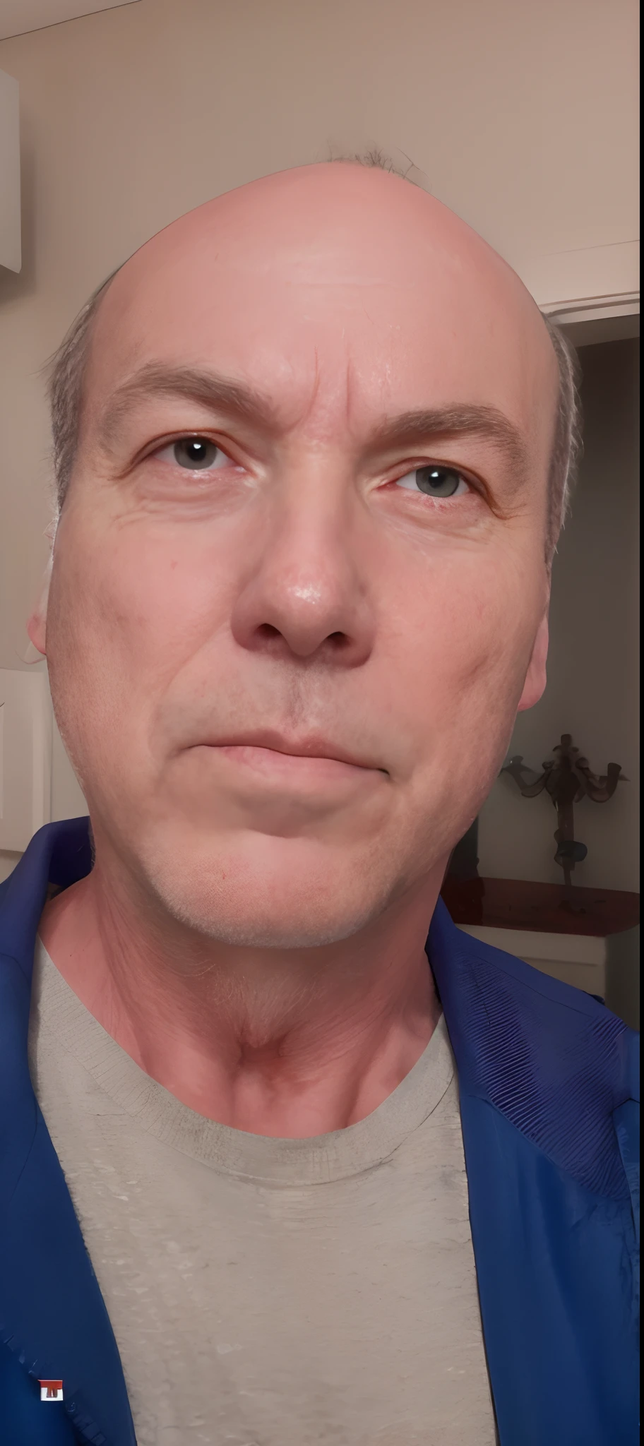 3DCHARACTER,(1 homem, rosto enrugado, macho velho:1.2),   __cor dos olhos__ olho, cinza escuro__cabelo-masculino__, (corpo inteiro:1.2),camisa xadrez, catsuit, Botas de trabalho marrom, fundo simples, master part,best quality,(fundo de gradiente vermelho claro:1.1)