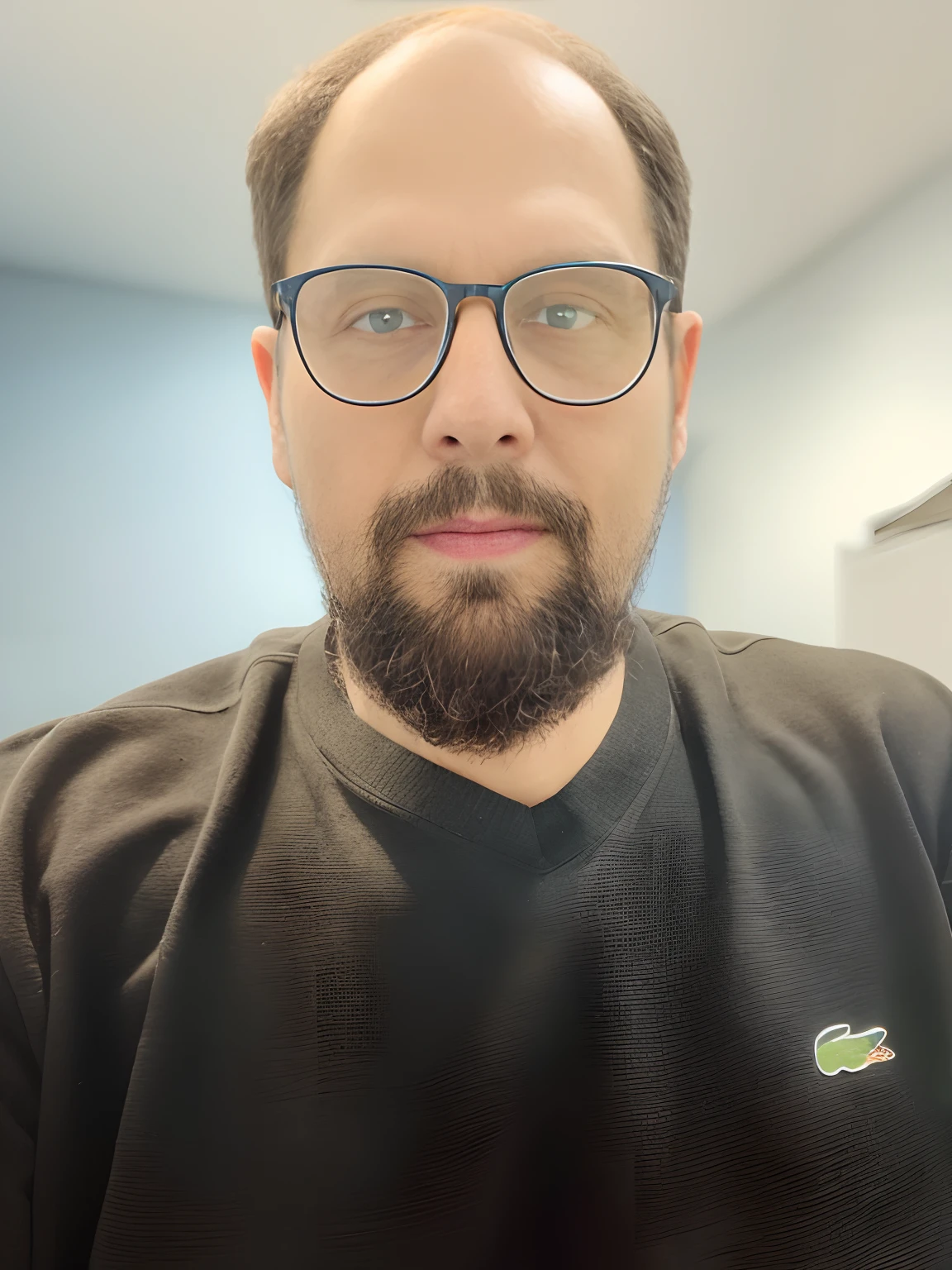 Smiling man in black sweater and glasses with arms crossed, Raphael Personnaz, ástor alexander, Aykut Aydogdu, Carmelo Blandino, Alexandros Pyromallis, Henry Alvim Correa, Guilherme H. Pongiluppi, Mateo Dineen, Federico Pelat, Andrei Riabovitchevy
