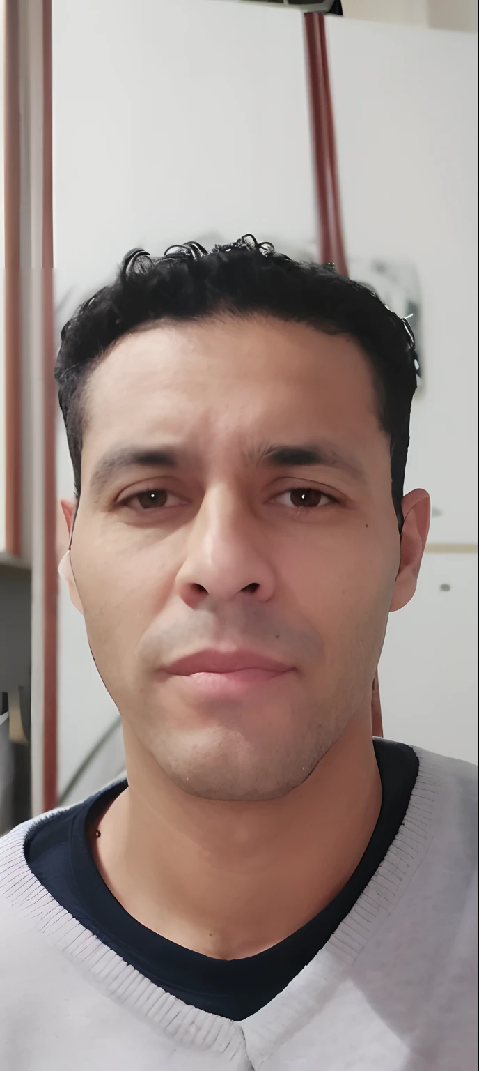 arafed man with a gray sweater and a black and white shirt, frontal picture, david rios ferreira, (38 years old), icaro carvalho, caio santos, carmelo blandino, foto realista, 4 0 years old man, 3 2 years old, 38 years old, Henry Alvim Correa, edu souza