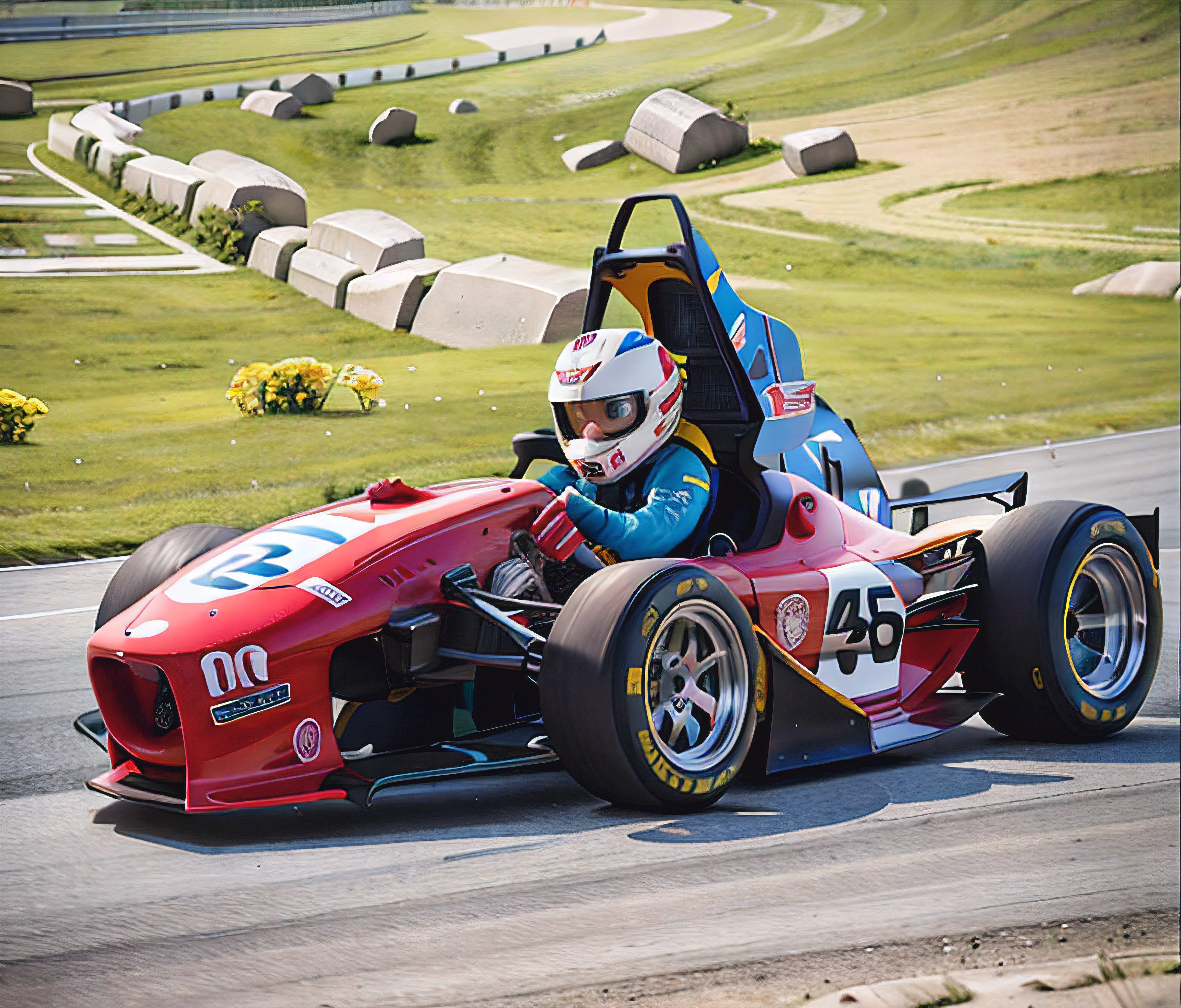 there is a man driving a race car on a track, formulas, - Formula car SAE , album photo, corrida, carro de corrida, desafio, Jamie Reid, carro de corrida, fsae Scott Robertson, Liam Brazier, foto do perfil, Neil Richards, front-end longo, na pista de corrida, Directed by: Thomas Furlong, panning shot, FSAE - brasil