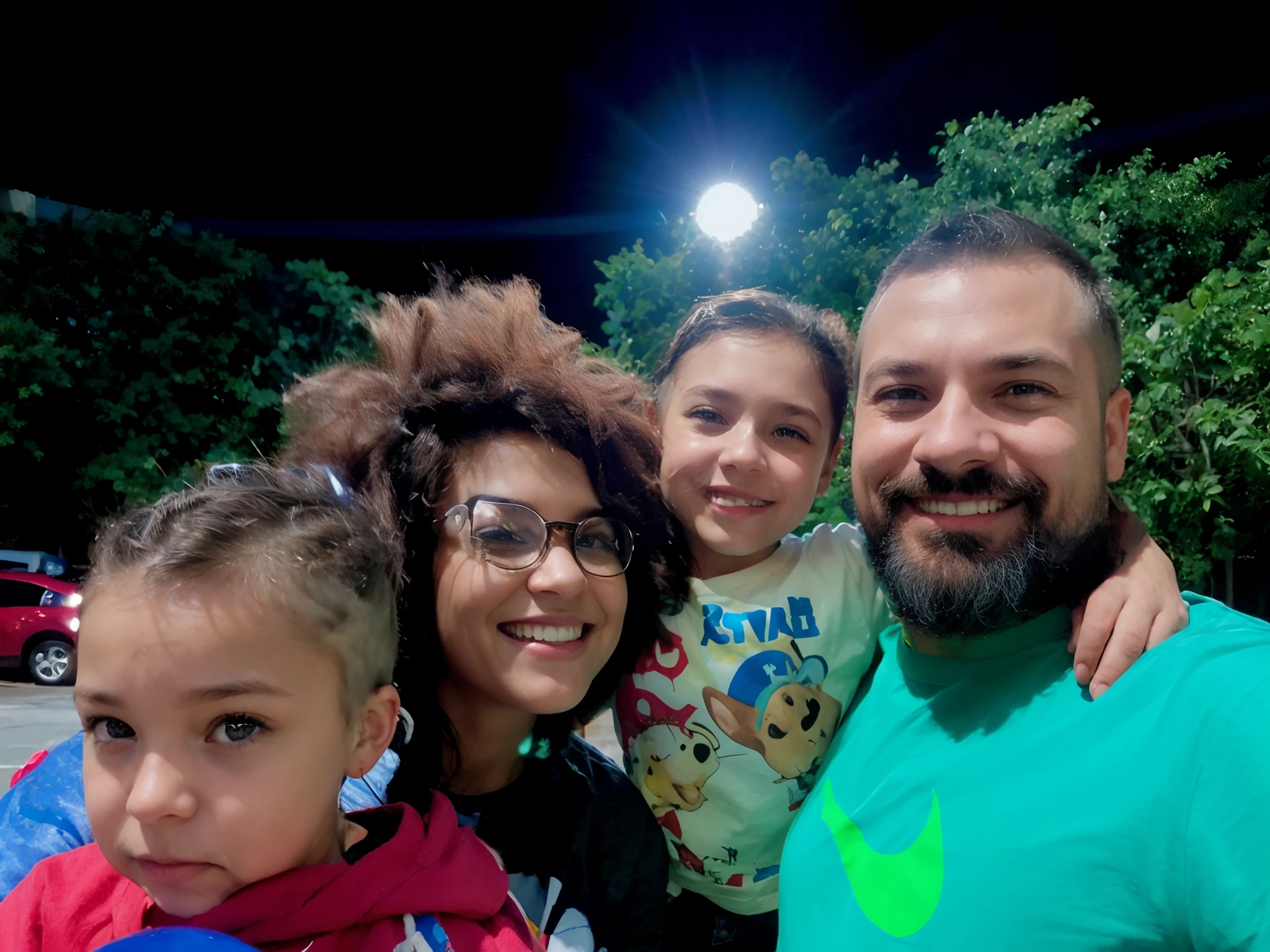 Pixar. Casal com um filhote de cachorro beagle marrom. A menina tem os cabelos loiros amarrados, Camiseta cinza e jeans claro, white glasses. O menino de cabelos pretos com cabelos grisalhos, barba pequena, oculos, Dark blue jeans and gray t-shirt. They are both smiling and are 40 years old