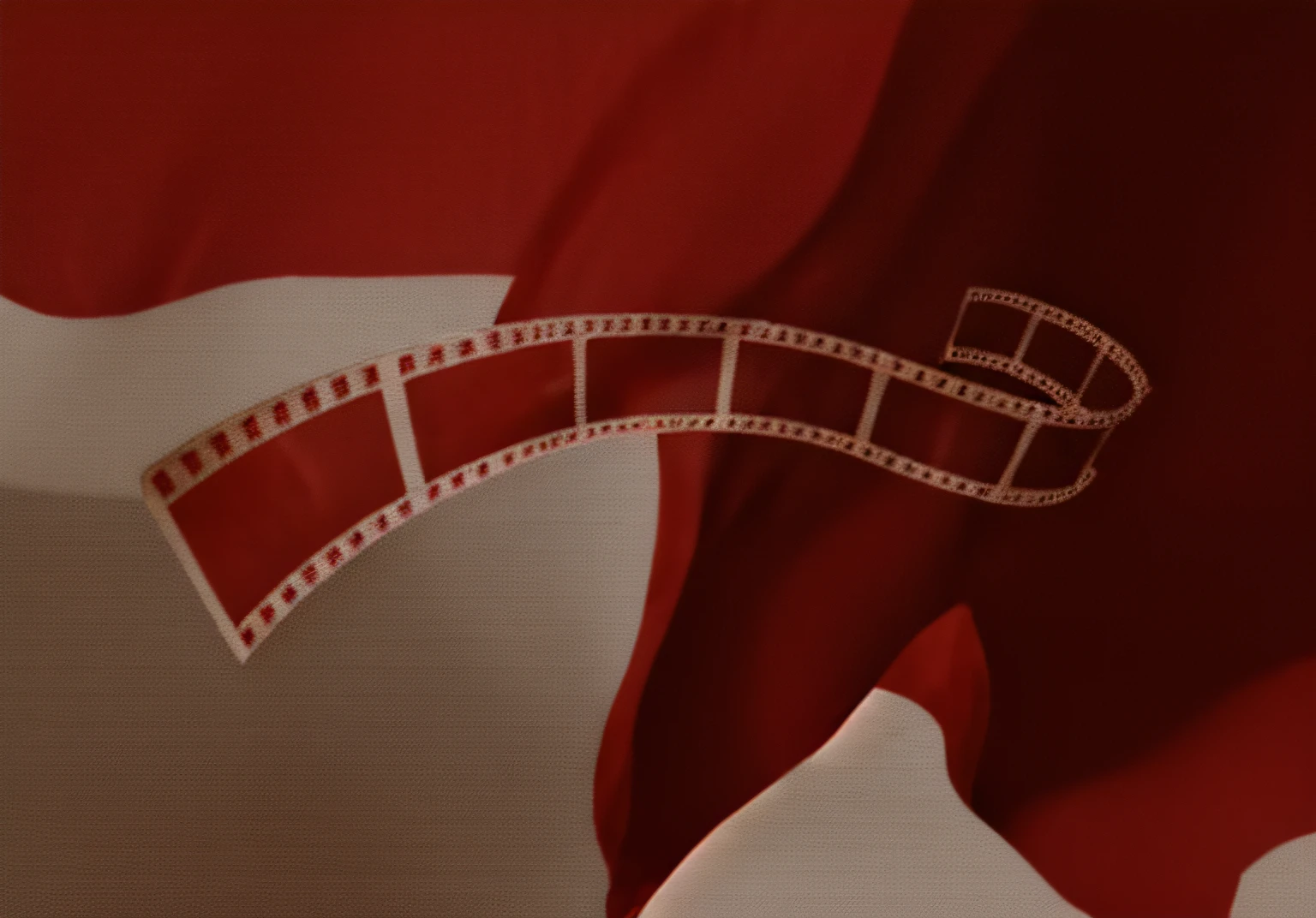 Combined with the Red Flag，The accent color is red