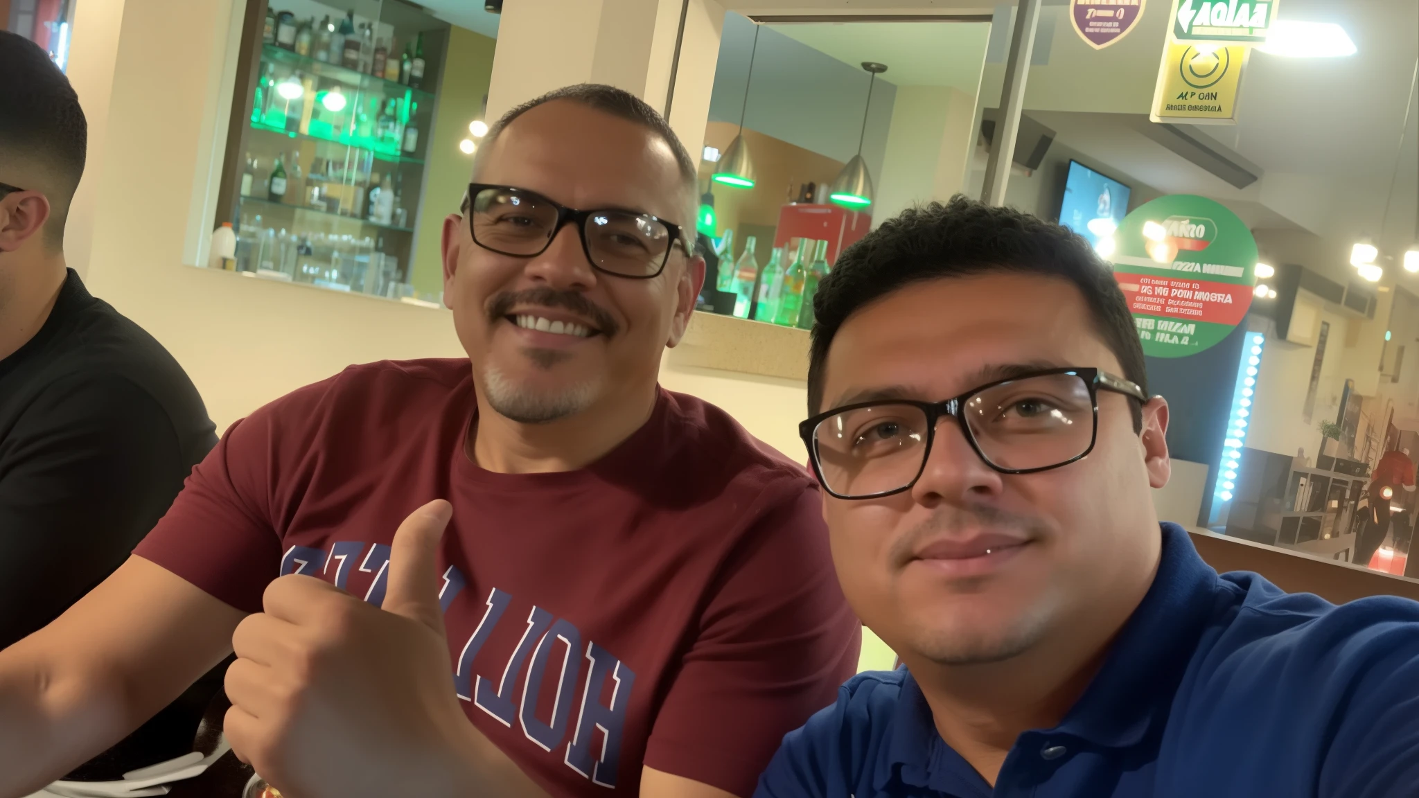 There are two men sitting at a table with a pizza, foto de perfil, foto do perfil, com verruga, Barabas Miklos e Hollosy Simon, Homens de 45 s, facst, Fotografia tirada em 2 0 2 0, foto de perfil, imagem de perfil, foto de perfil 1024px, Pablo Carpio e Jordan Grimmer, imagem do avatar