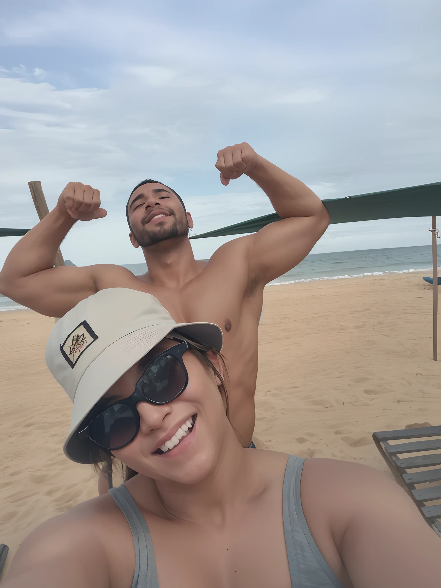 They are on the beach with a man and a woman, posando em uma praia com o oceano, bursting with muscles, posando na praia, Posar e flexionar, malhar no campo, na praia, O oceano ao fundo, vacation photo, na praia, flexing large muscles, with arms up, sables cruzados em segundo plano