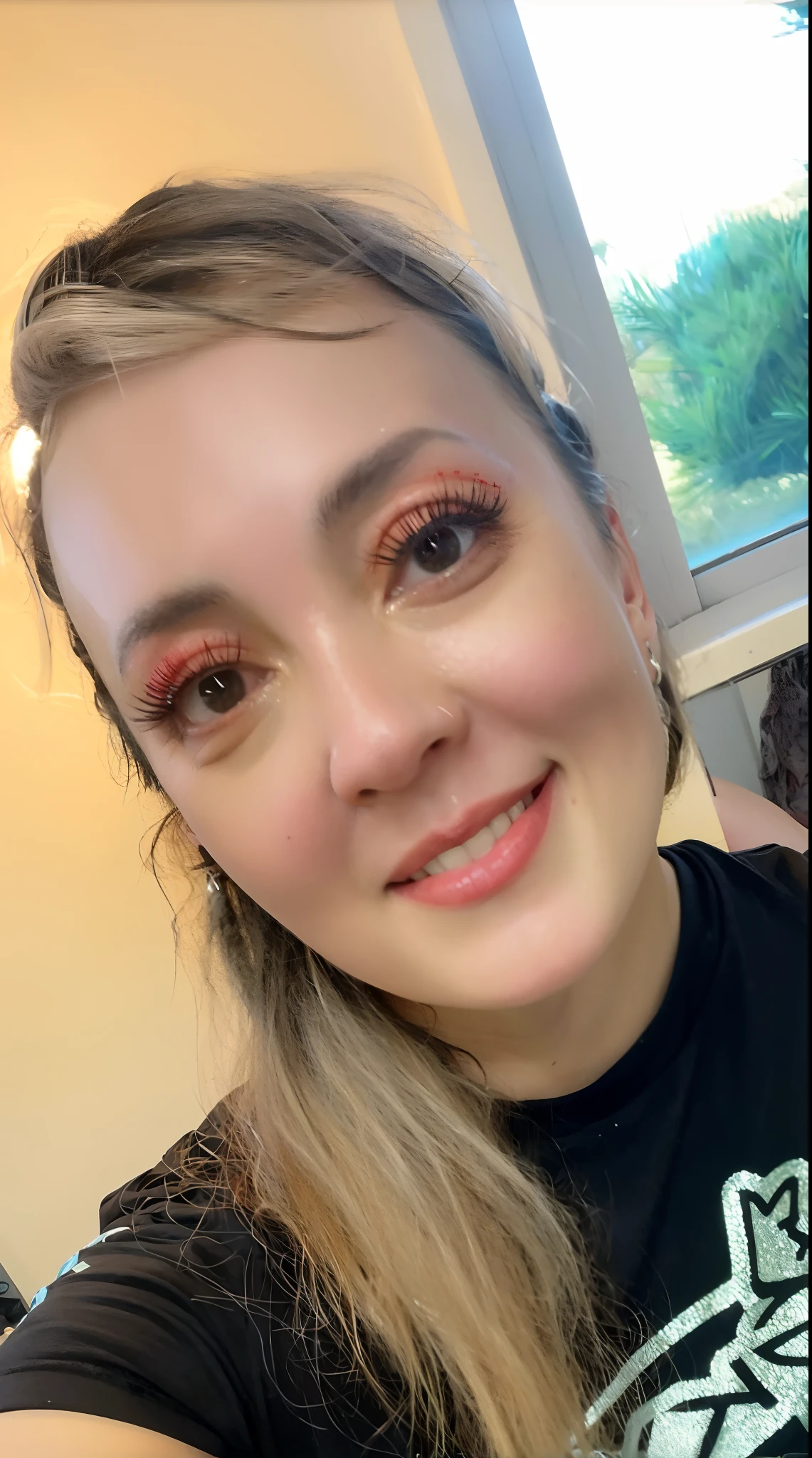 There's a woman who's taking a selfie in her room, imagem de perfil, Yami Kawaii, foto de perfil headshot, imagem do avatar, com maquiagem profissional, Makup completo, Malika Favre, by Amelia Peláez, Pokimane, foto do perfil, 😭 🤮 💕 🎀, em maquiagem profissional, maquiagem, compor, sem maquiagem