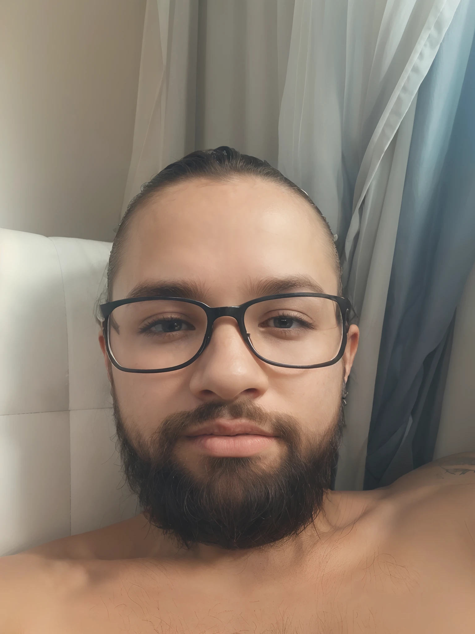 Homem deitado em uma cama com um travesseiro e um controle remoto, 2 7 anos, 2 9 anos, 2 8 anos, 3 2 anos, 38 anos, 3 2 - ano - homem de idade, 3 6 anos, 35 anos, 3 5 anos, 2 3 anos, neckbeard, thicc