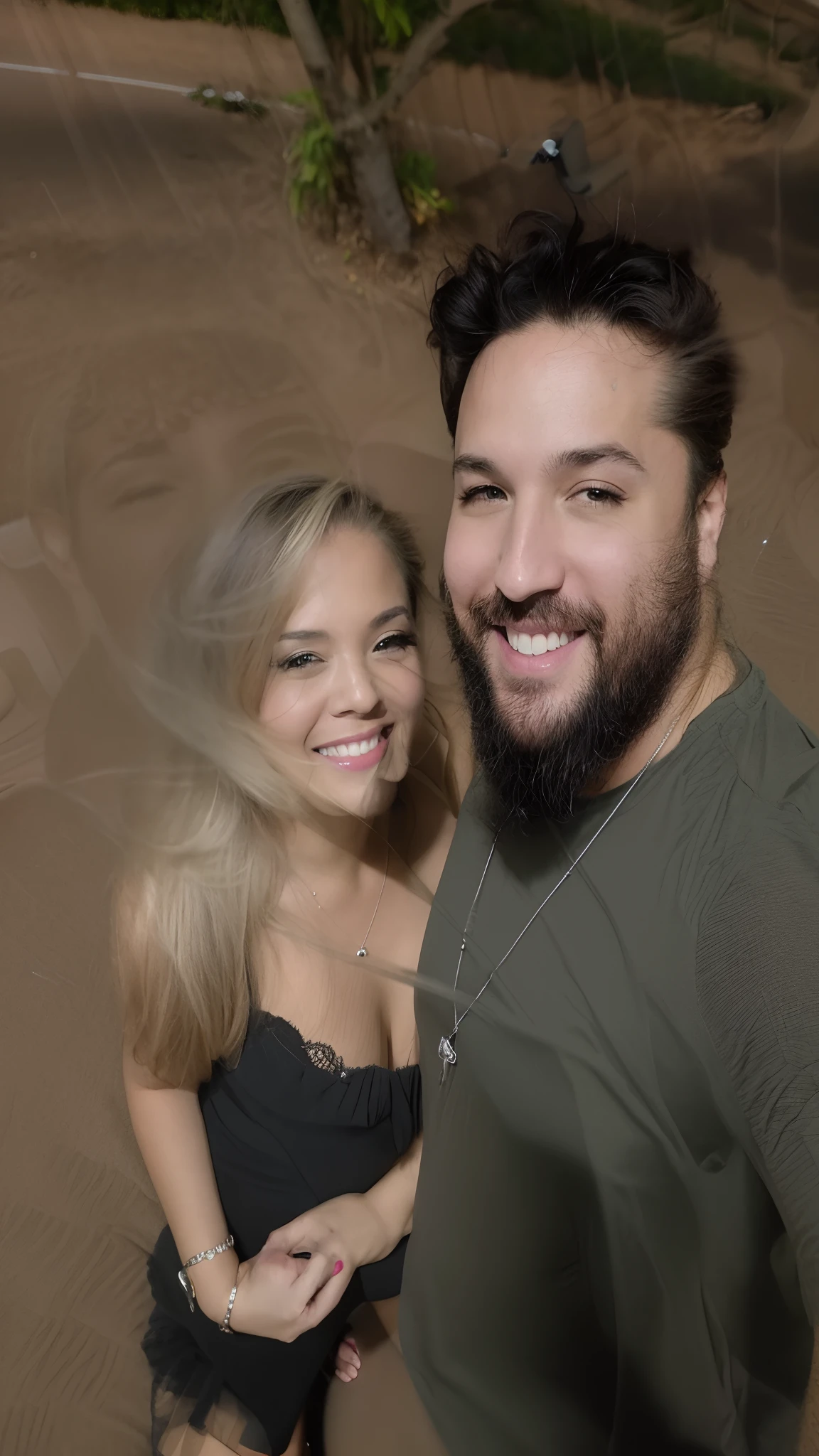 There are two people sitting in the back seat of a car, foto do perfil, both smiling for the camera, casal sorridente, imagem de perfil, foto de perfil, foto de perfil headshot, Casal feliz, foto do snapchat, Tyler Edlin e Natasha Tan, driving, suave em _ O pano de fundo, foto de perfil, par, carpool karaoke, Lovely couple, belos arredores, circunstanciado!, imagem do iphone