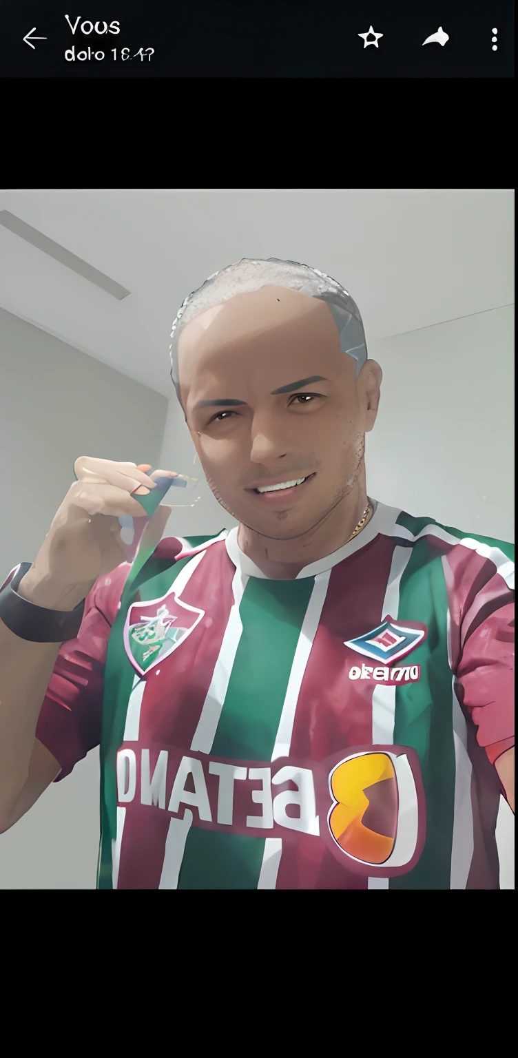 arafed man in a red and green shirt holding a toothbrush, carmelo blandino, caio santos, dan dos santos, joe alves, david rios ferreira, 🚿🗝📝, no stipe, ronaldo nazario fenomeno, ronaldo luis nazario de lima, edu souza, perez fabian, ???? guraziu, São Paulo