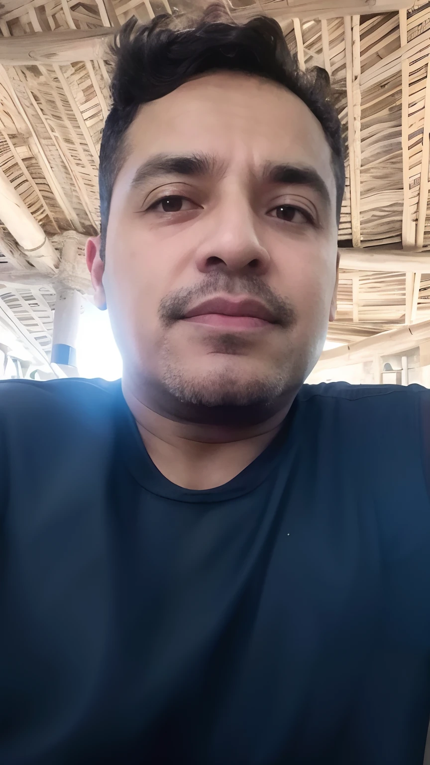 there is a man that is sitting down with a cell phone, Atef, Mohamed Chahin, Homem de 4 0 anos, edu souza, Alex, imagem de qualidade muito baixa, Me ajuda, taken in the early 2020s, david rios ferreira, caio santos, 2 7 anos, Mohamed Reda, José Moncada, Fotografia selfie 8k