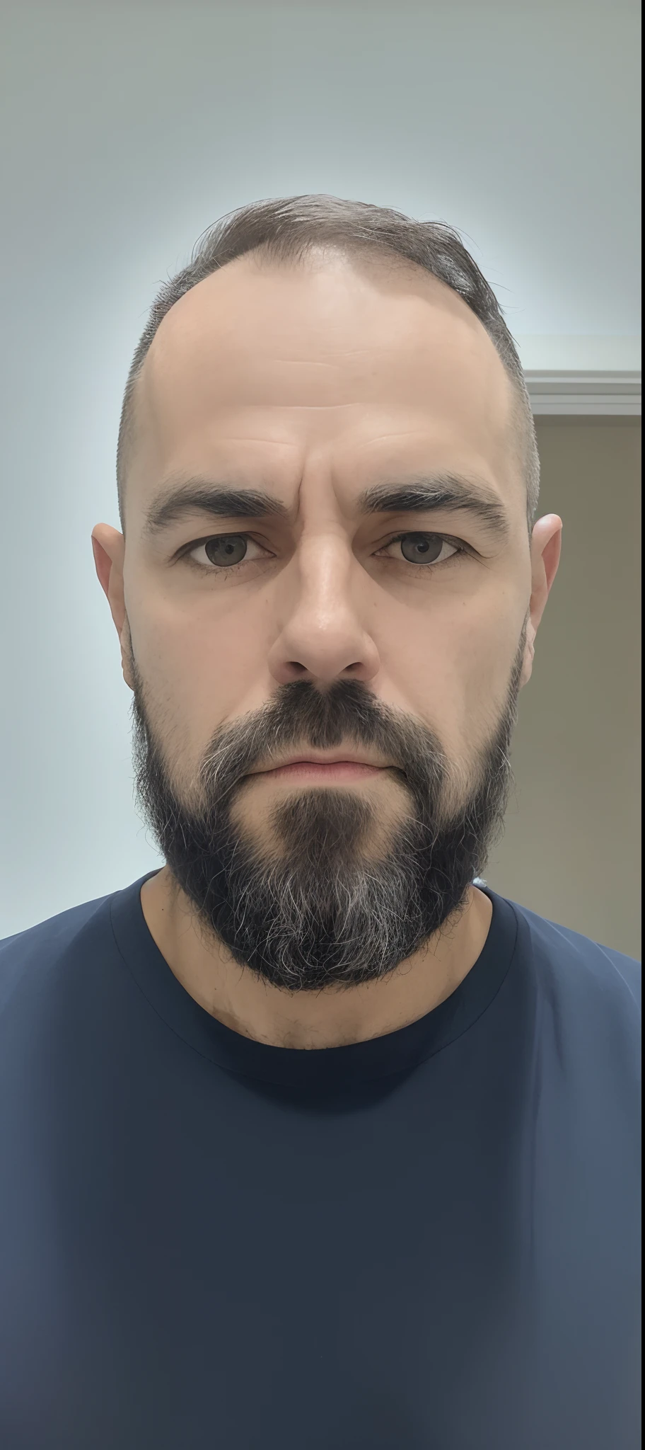 arafed man with a beard and a blue shirt looking at the camera, cara com barba, barba pequena, Fotografia selfie 8k, barba cheia, barba fina, barba aparada, (38 anos), cavanhaque curto, barba grisalha, barba longa do cavanhaque, barba curta, pequena barba cinza escura, barba de cavanhaque, sem barba, barba curta e desgrenhada