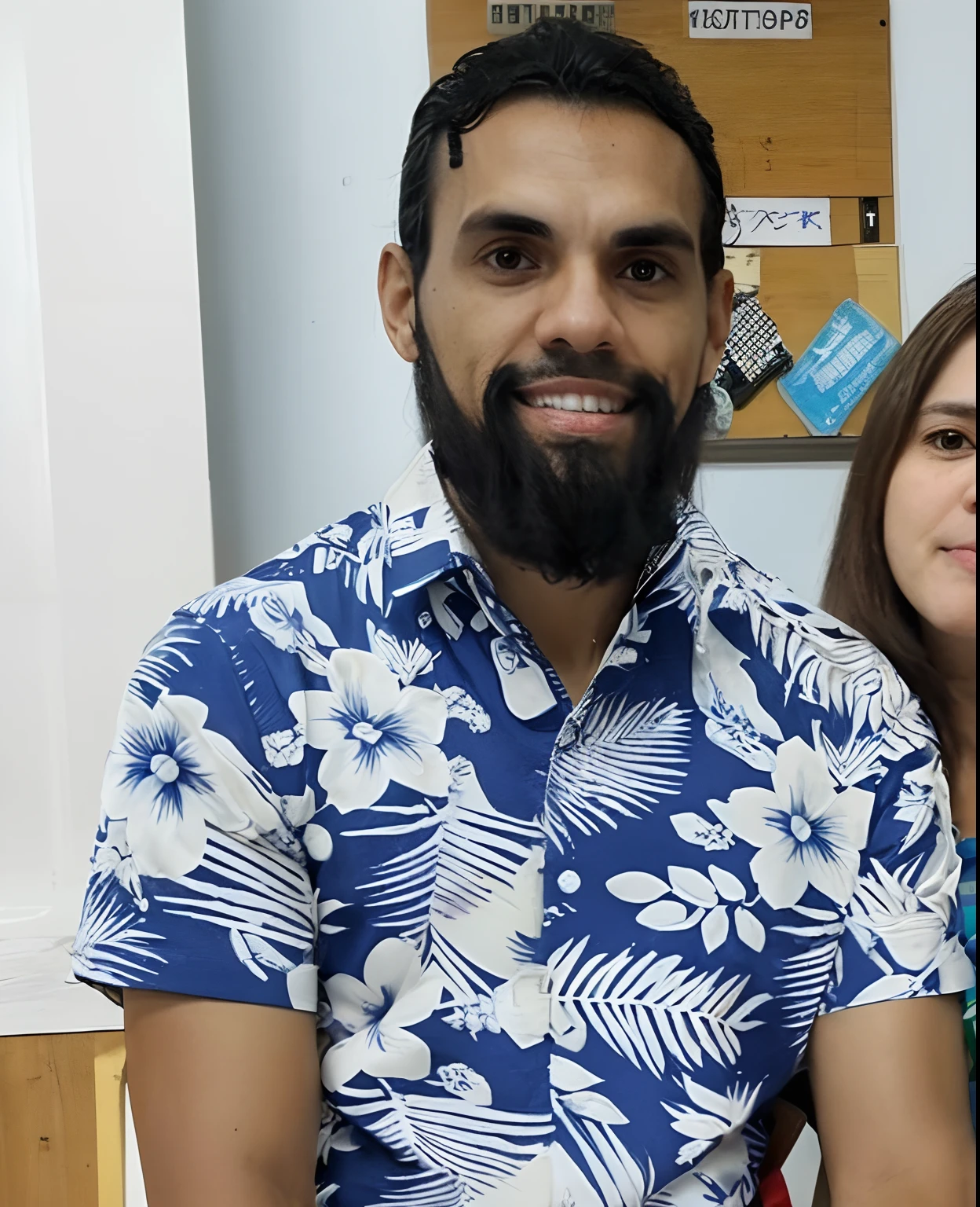 contador com computador e fundo branco