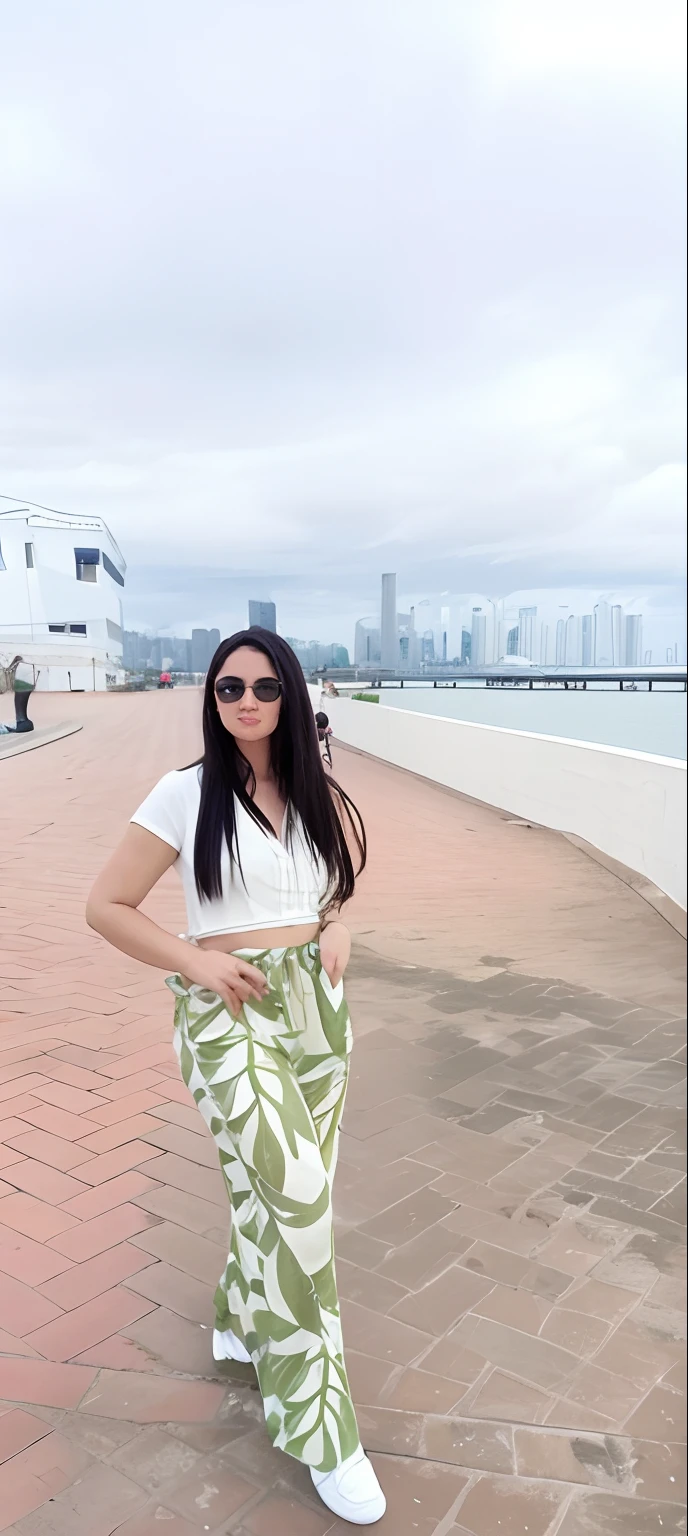 Woman standing on brick walkway near water with city skyline in background, com uma cidade em segundo plano, Karla Ortiz, inspired by Gina Pellón, com montanhas ao fundo, cindy avelino, Cidade em segundo plano, paradise in the background, standing near the beach, Lorena Avarez, cintura magra e quadris grossos, cidade em segundo plano