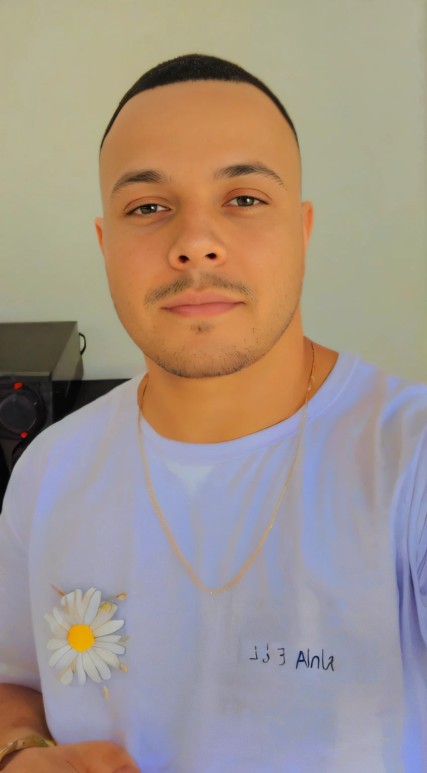 Man in a white shirt holding a plate of food, front image, Wesley Moura