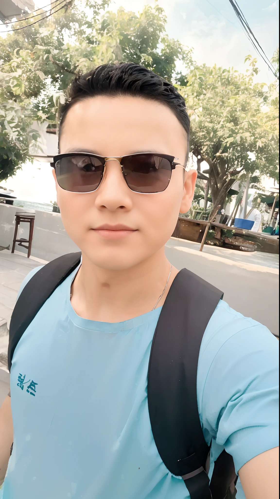 dragon boat festival, on the surface of the water there are 3 children using Hanfu paddling on the dragon boat, There are delicious zongzi on the boat, Zongzi Greens are super detailed, a melhor qualidade, there are lotus leaves in the water, super detalhado