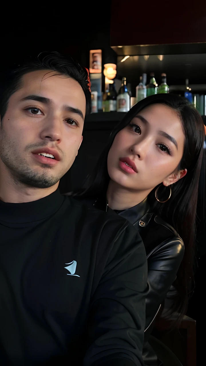 Homem e mulher fazendo uma selfie em um bar, 🤬 🤮 💕 🎀, foto de perfil, Aykut Aydogdu, Fotografia selfie 8k, Ayanamikodon e Irakli Nadar, Tyler Edlin e Natasha Tan, Natasha Tan Maciej Kuciara, taken in the early 2020s